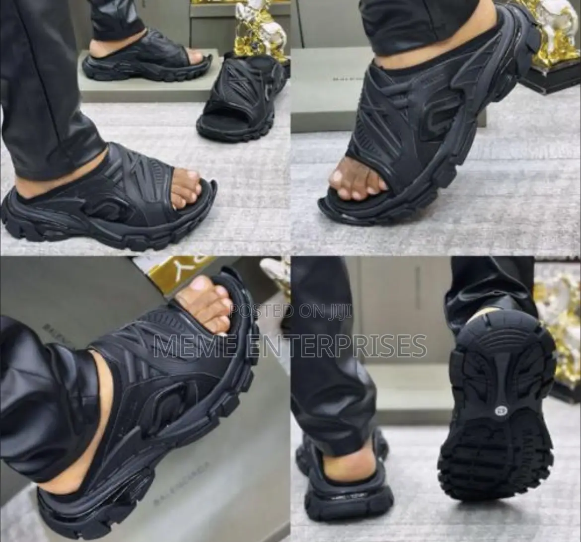 Balenciaga Palm