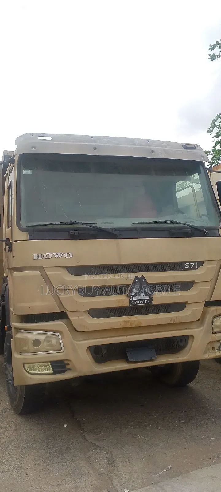 Howo 371 10 Tires Tipper