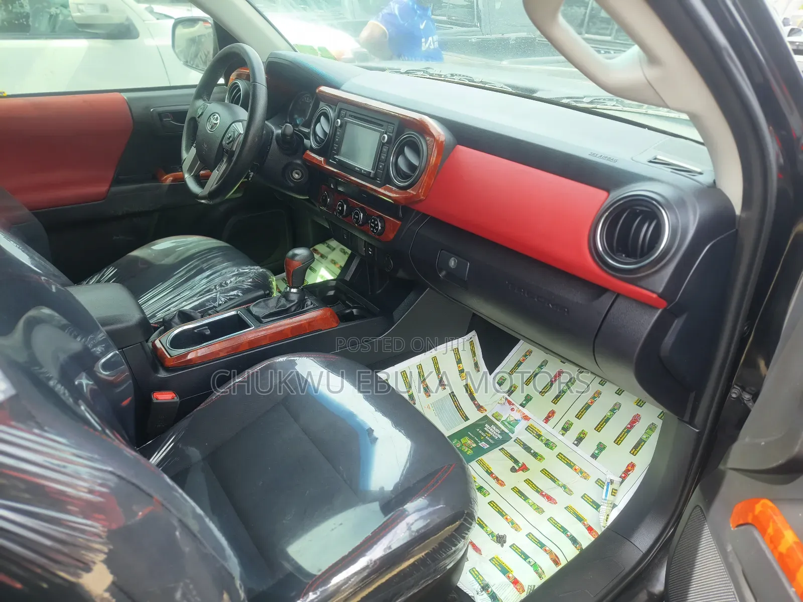 Toyota Tacoma SR5 2019 Black