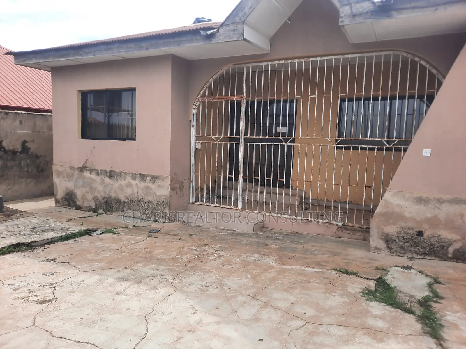 6bdrm Bungalow in Jankarta, Akala Express for sale