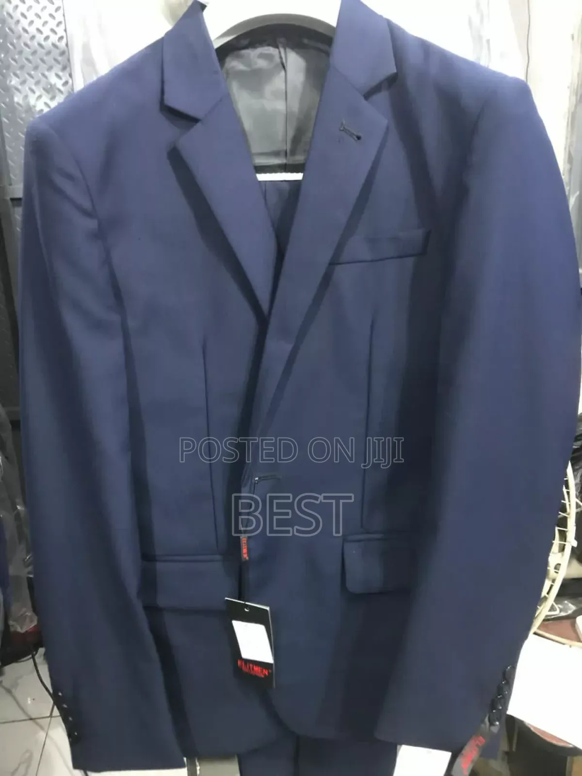 Top Quality Unique And Official Men's Suits Avl. As Seen