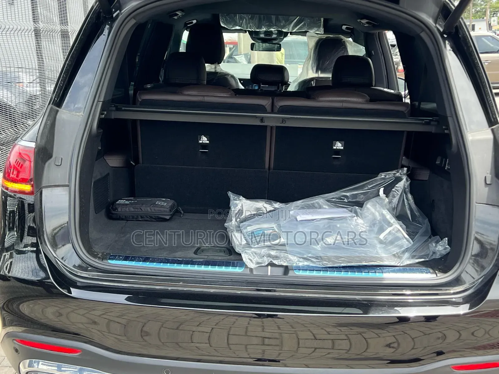 New Mercedes-Benz GLS-Class 2023 Black