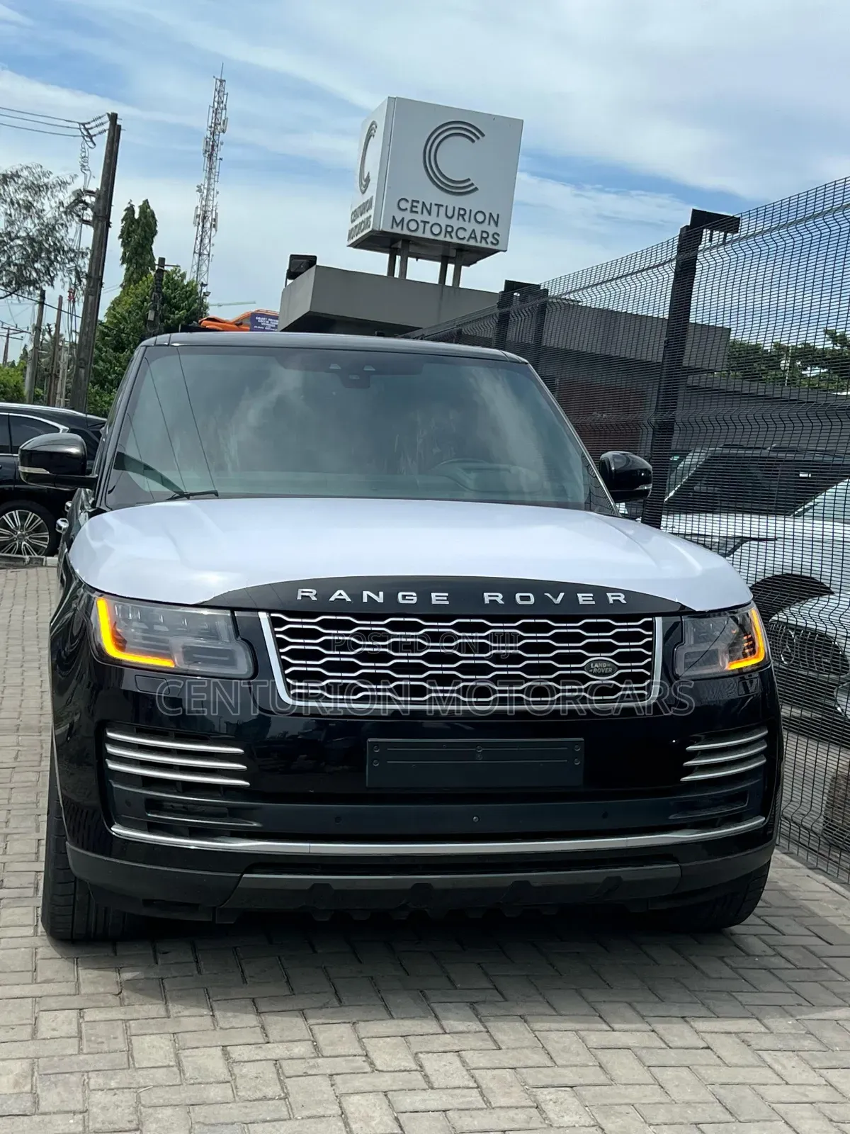 Land Rover Range Rover Vogue 2019 Black