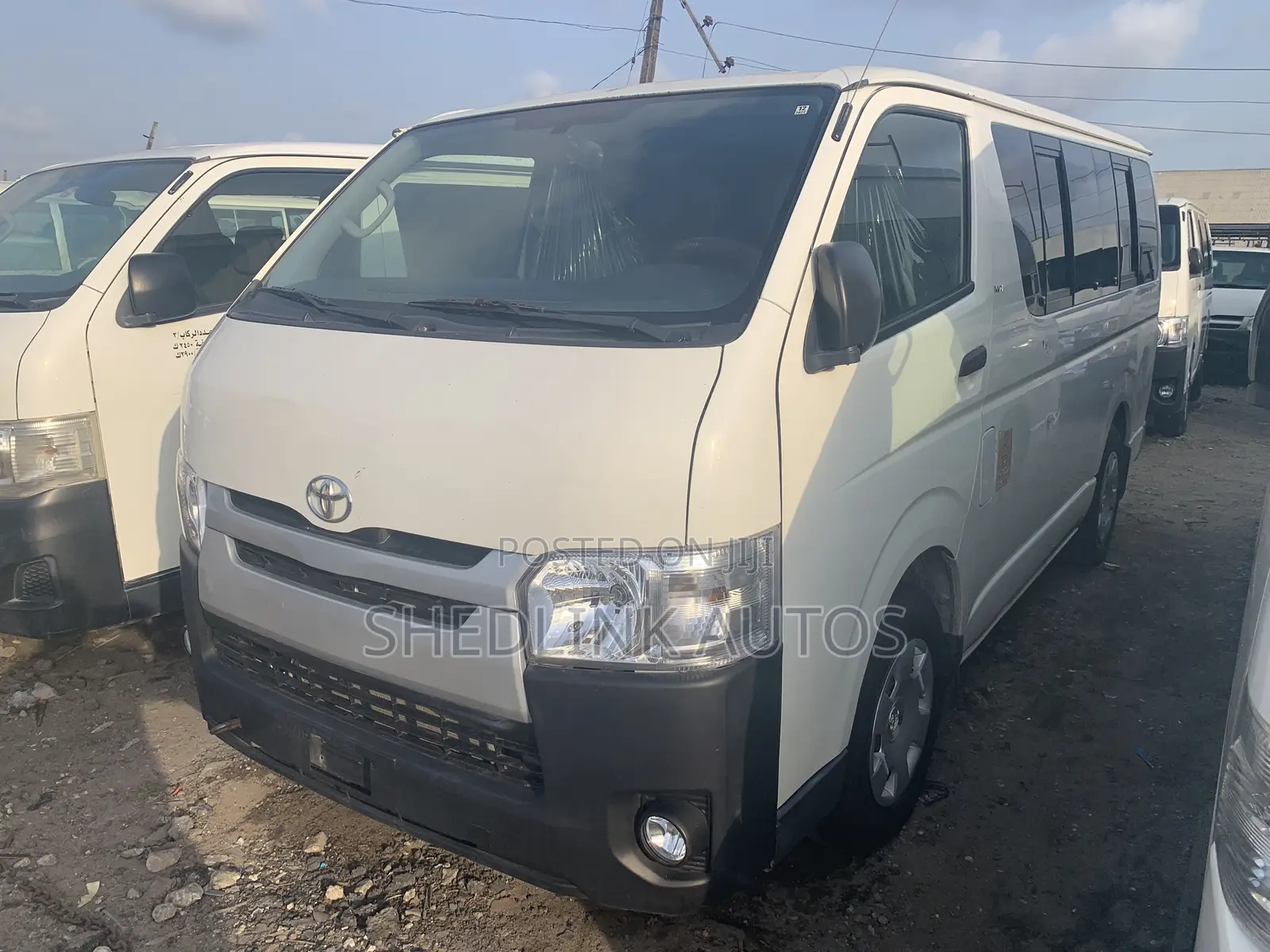 Toyota HiAce 2011 White