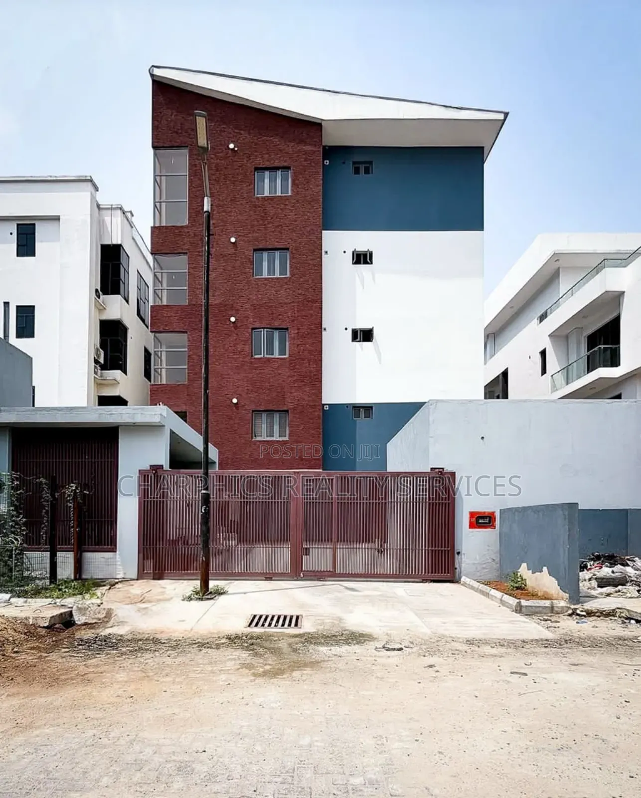 2bdrm Apartment in Victoria Island for sale