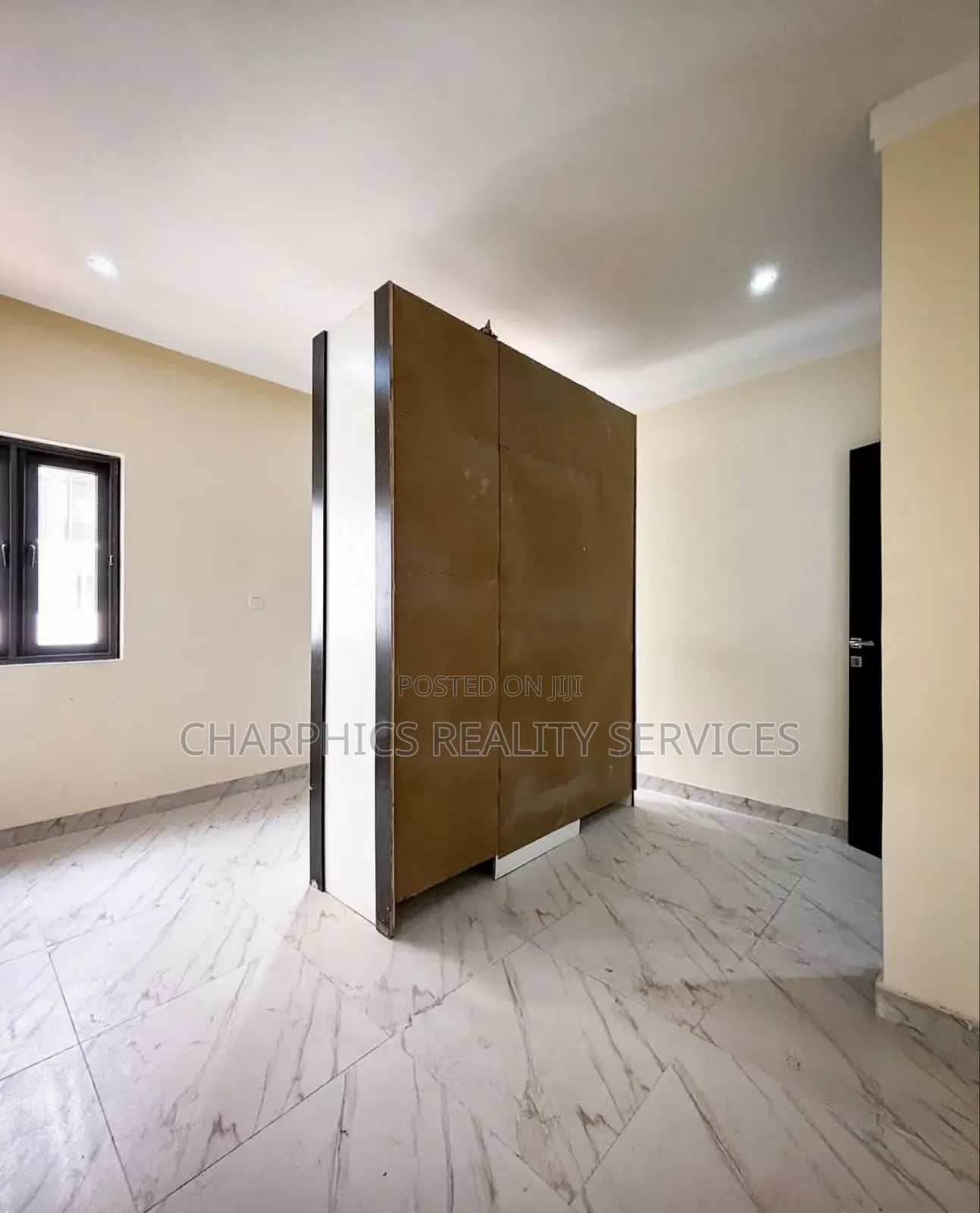 2bdrm Apartment in Victoria Island for sale