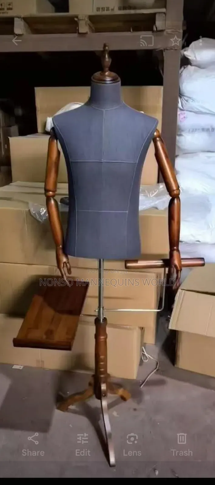 Eman Skeleton Man Dress Form