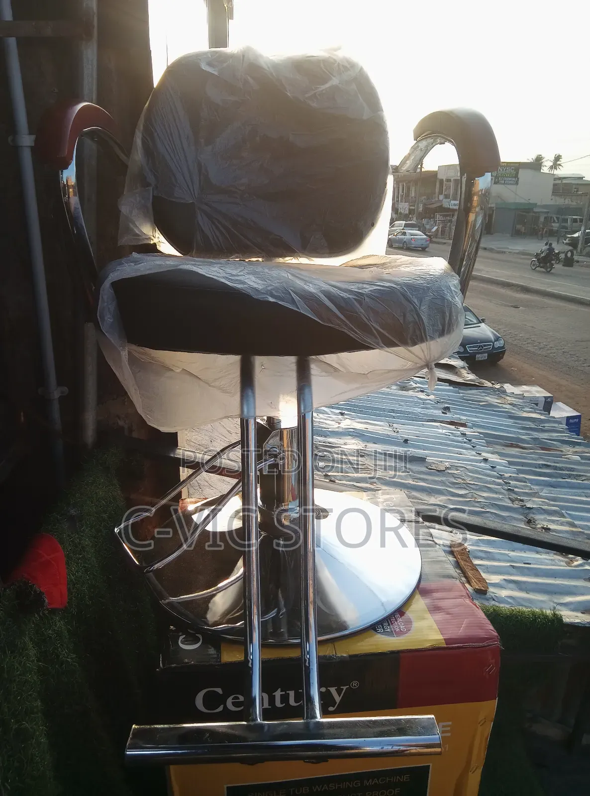 Salon Chair