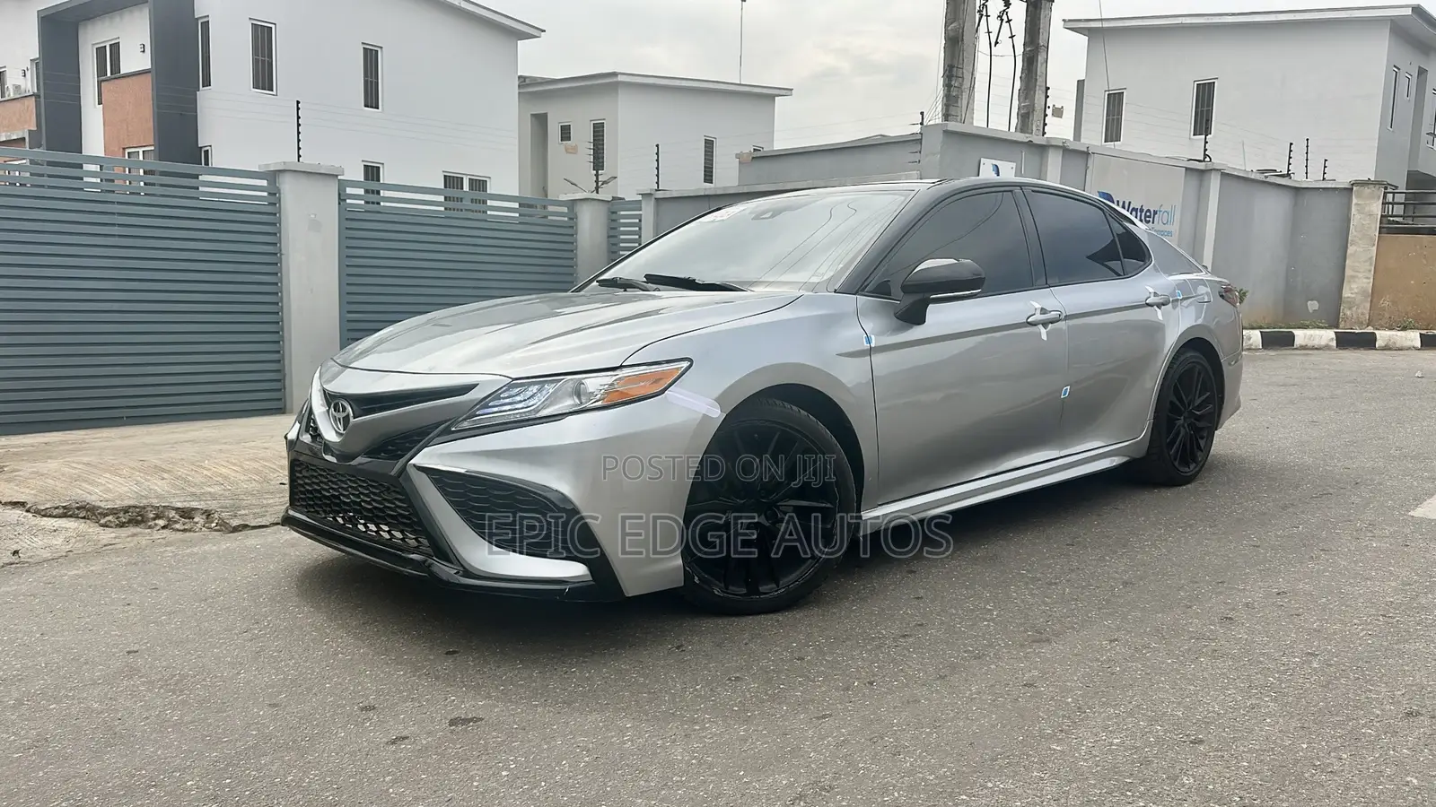 Toyota Camry 2019 Gray