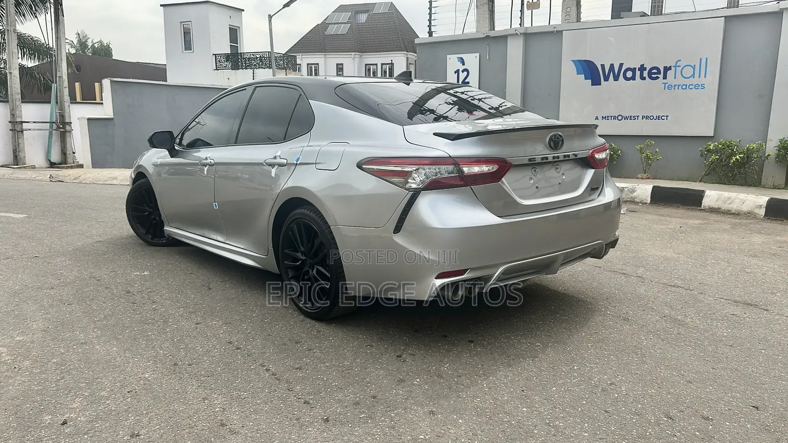Toyota Camry 2019 Gray