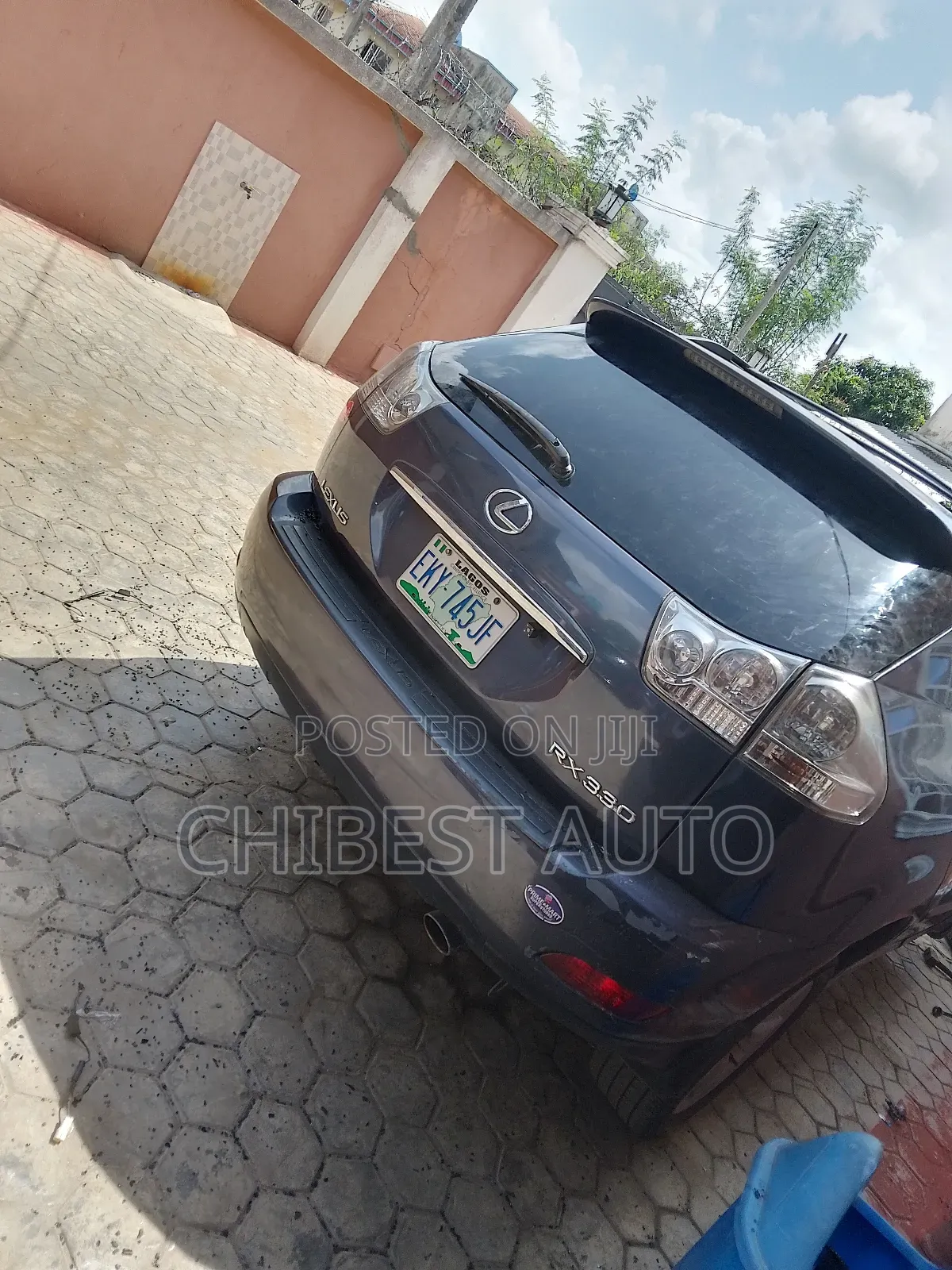 Your Back Windscreen for Rx 330 Now Available