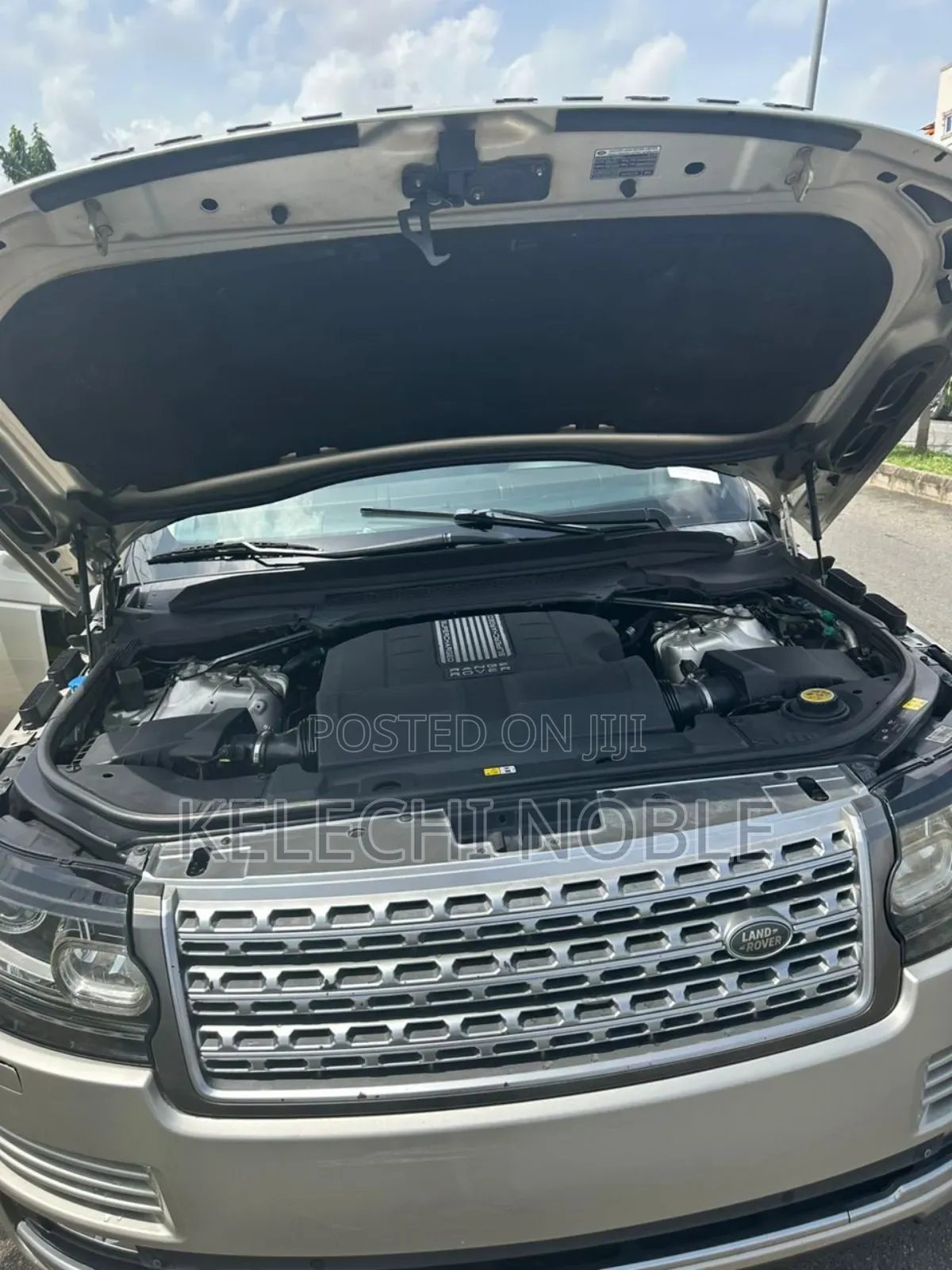 Land Rover Range Rover Vogue 2014 Gold
