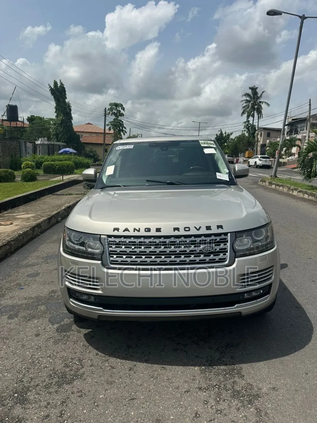 Land Rover Range Rover Vogue 2014 Gold