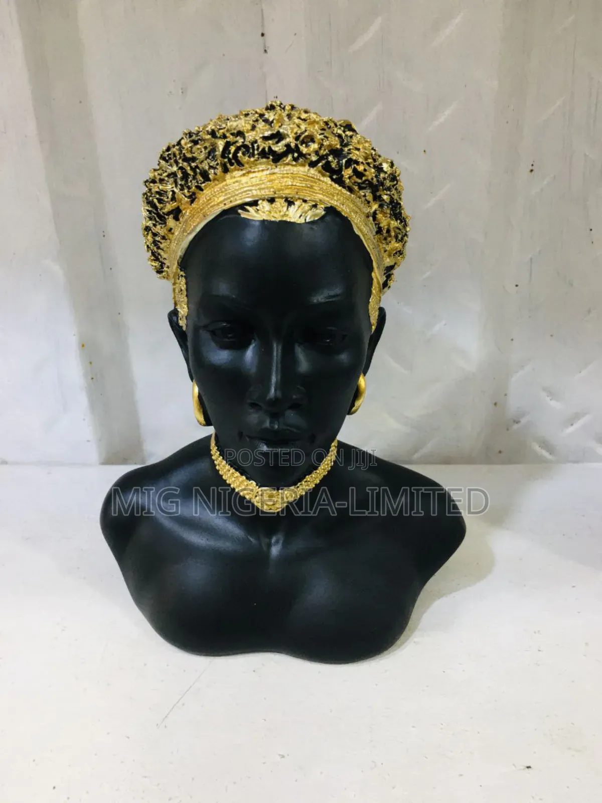 African Woman Resin Sculpture Figurine Statue Home Deco
