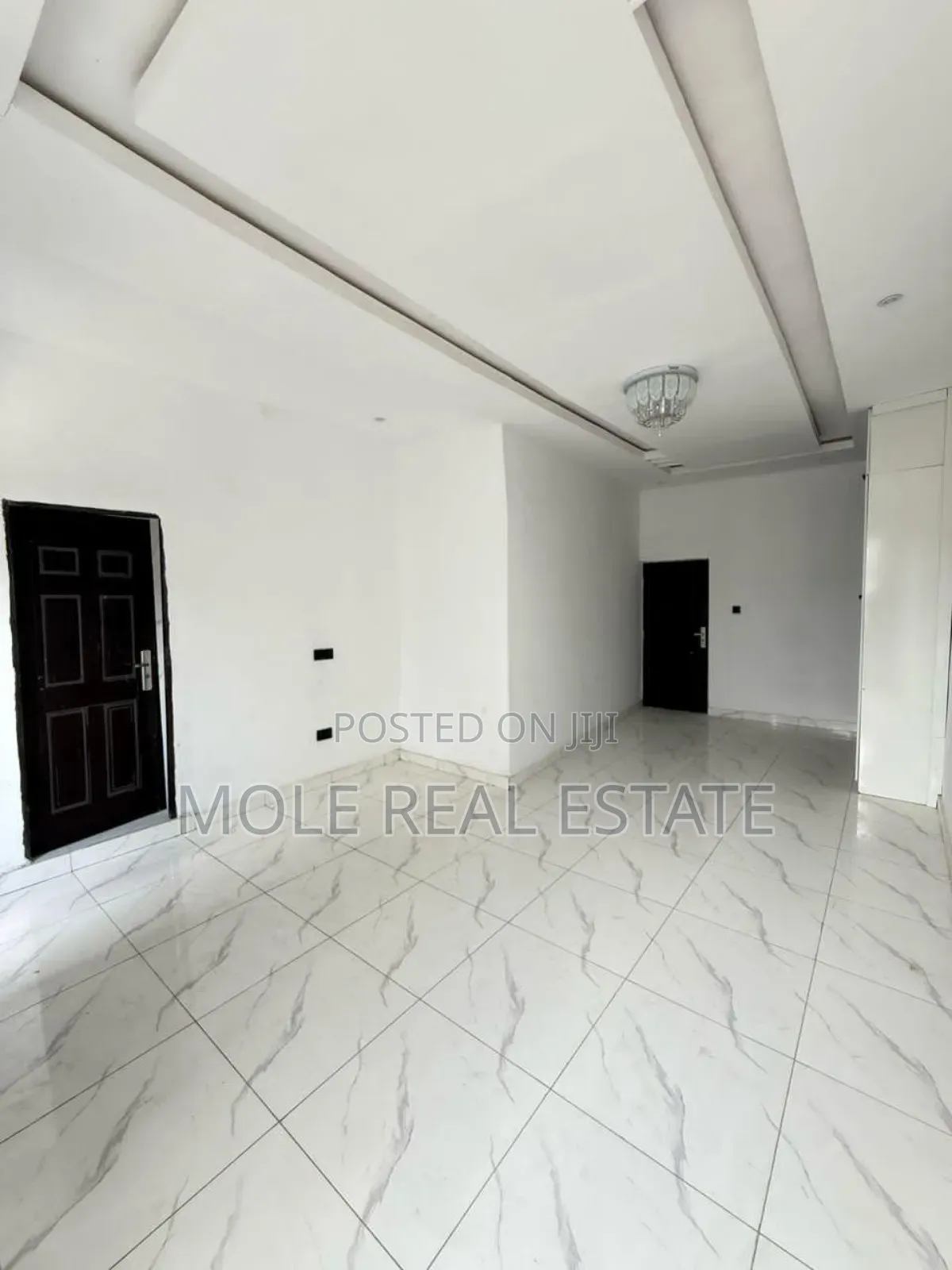Modern Bungalow With Flats Ishitu Iguando
