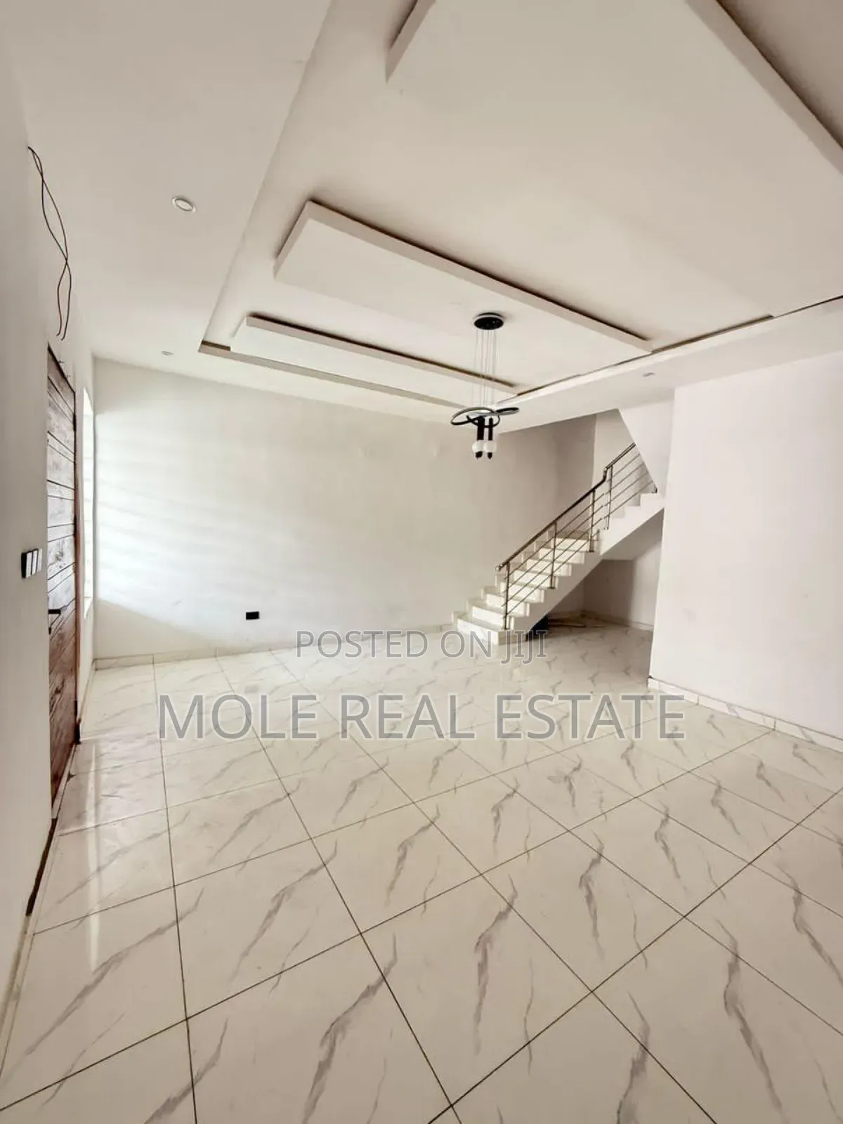 Modern Bungalow With Flats Ishitu Iguando