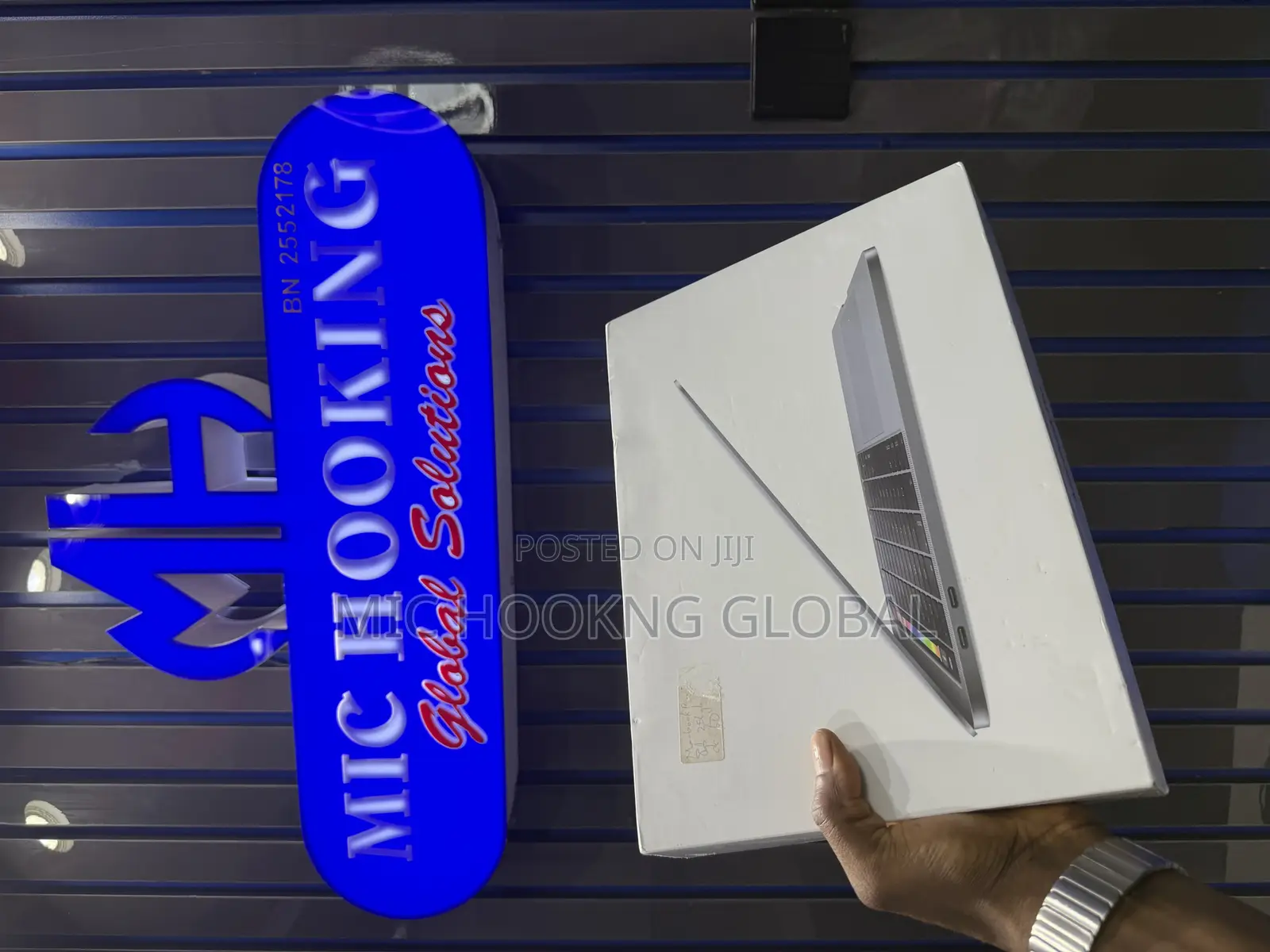 Laptop Apple MacBook Pro 2019 8GB Intel Core I5 SSD 256GB