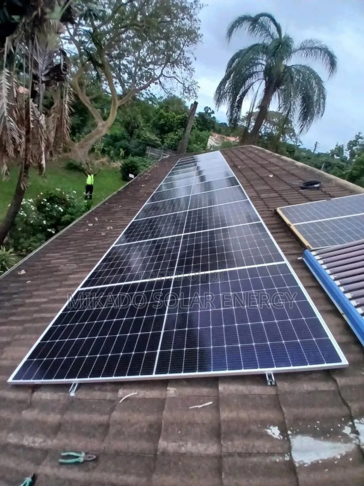 144 Cell 600watts Mono Crystalline Panel