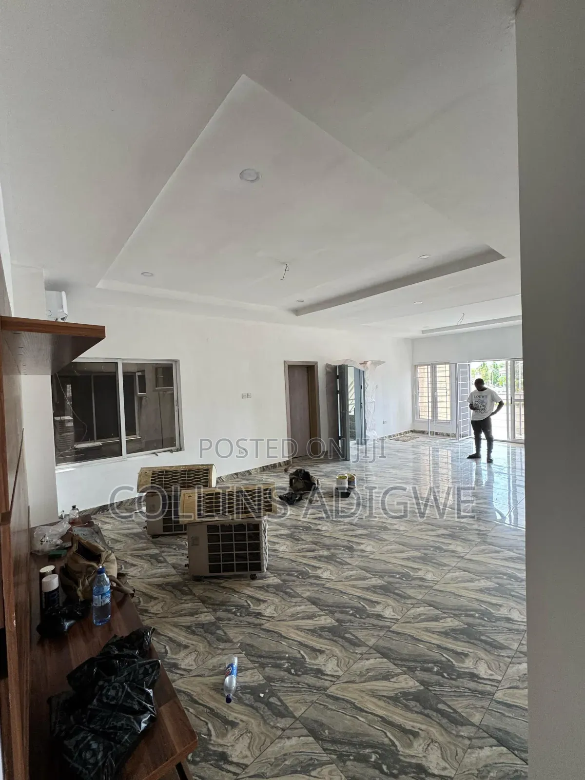 3bdrm Apartment in Lekki Phase 1 for rent