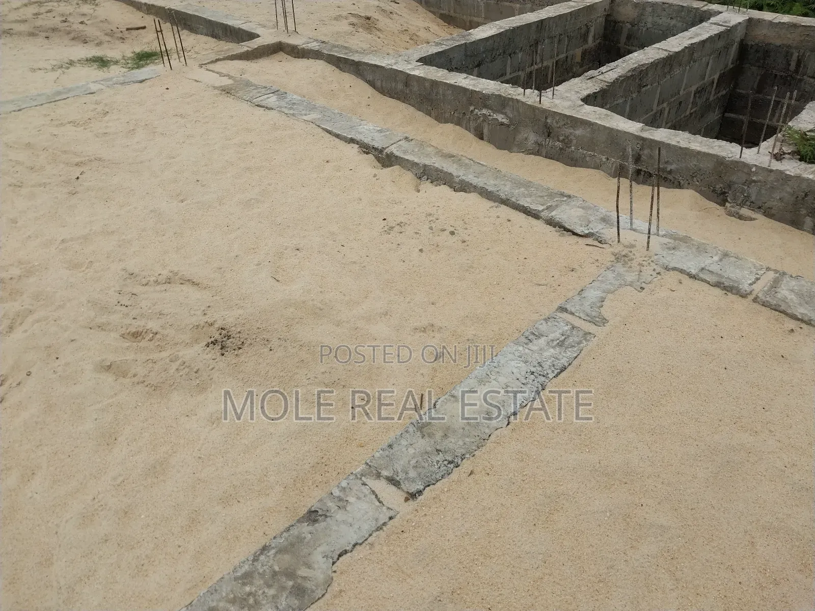 Half Plot With Demolishable Ishefun Ayobo