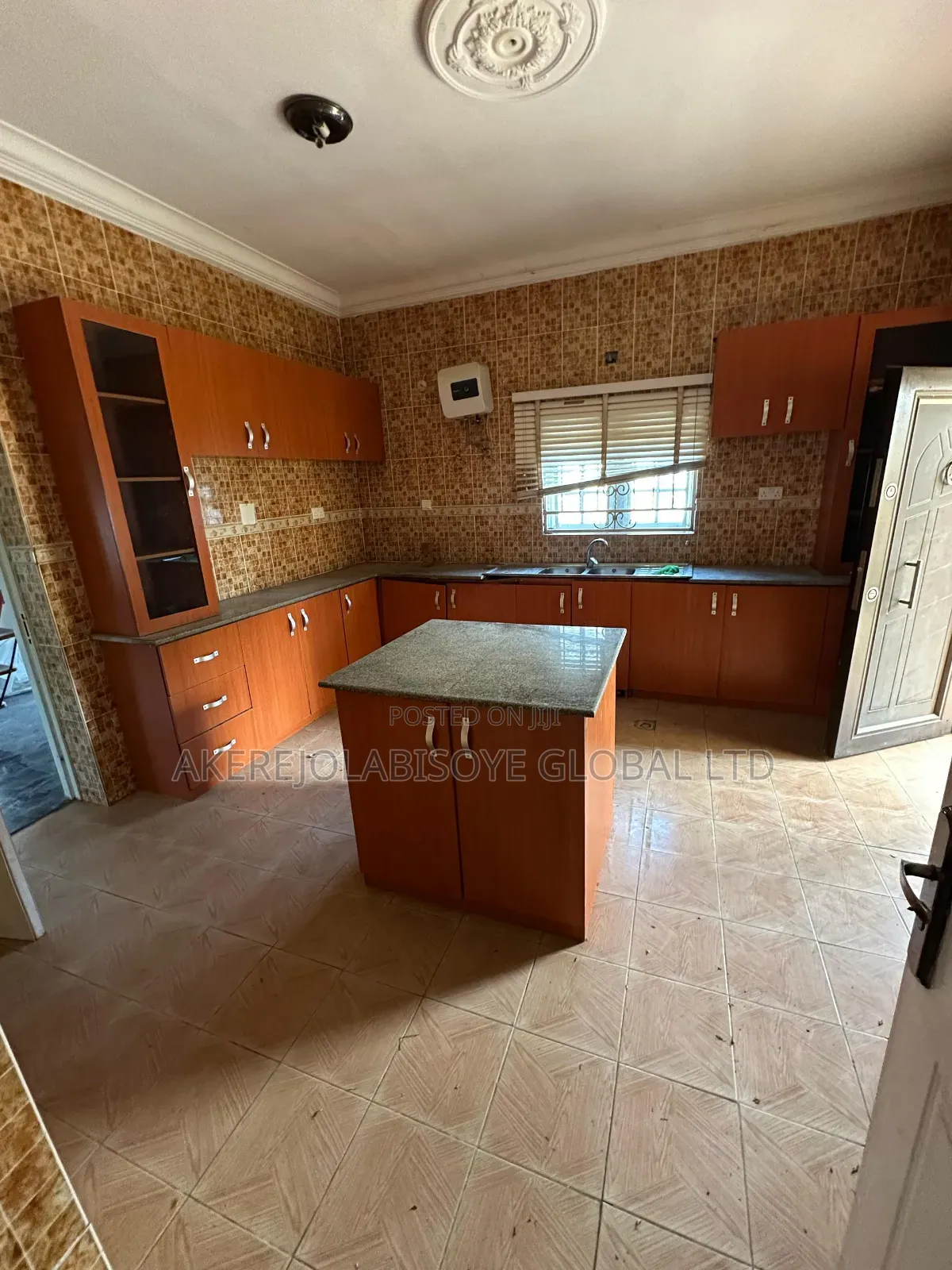 5bdrm Duplex in Mab Global Estate, Gwarinpa for rent