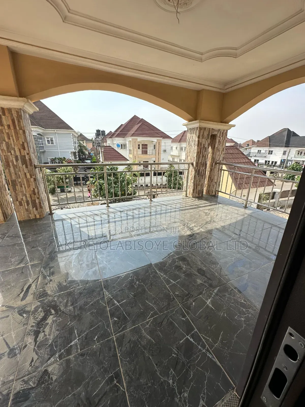 5bdrm Duplex in Mab Global Estate, Gwarinpa for rent
