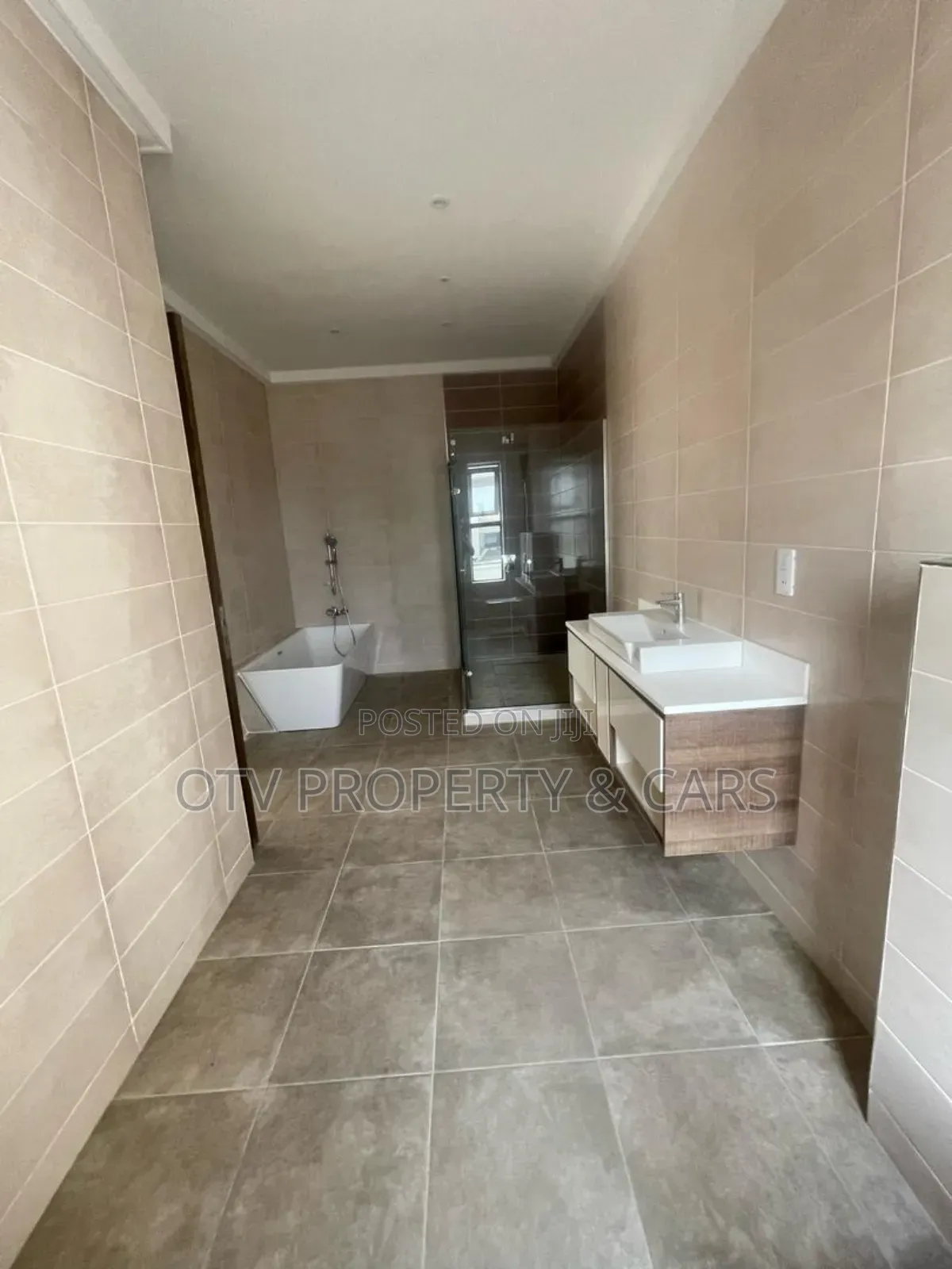 Furnished 4bdrm Maisonette in Ikoyi for sale