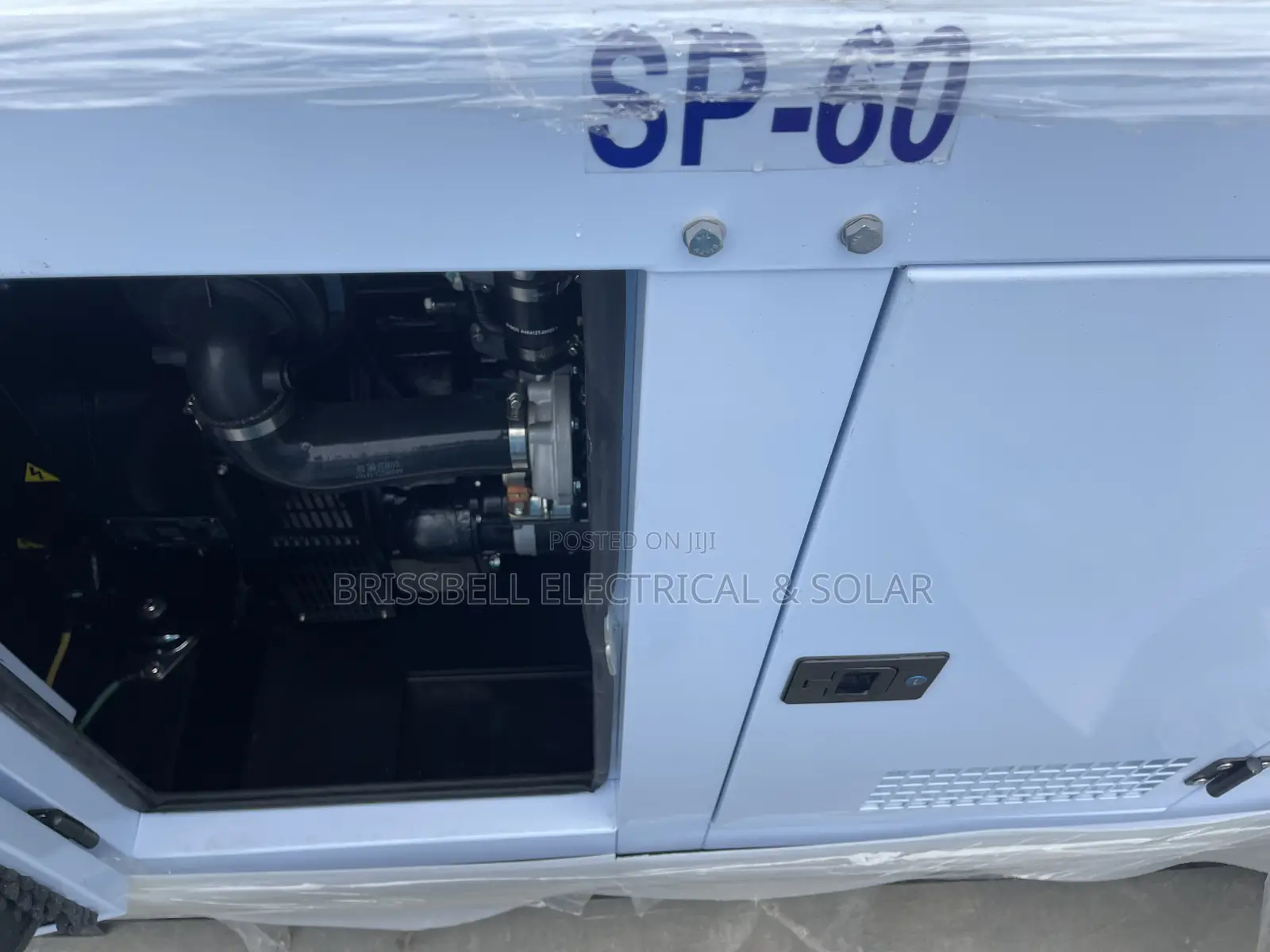 Heavy-duty England Perkins Soundproof Diesel Generator 60kva