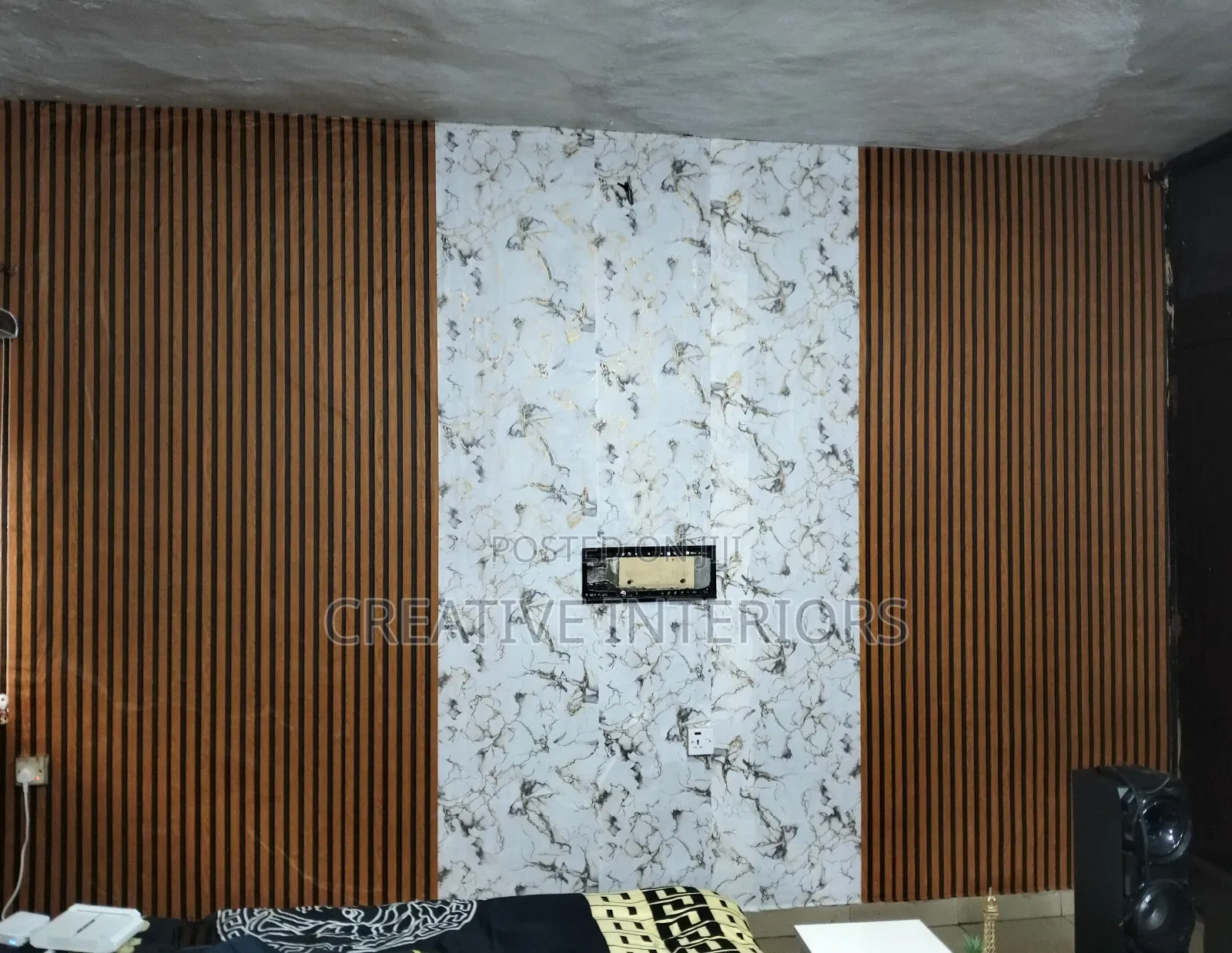 Brown Fluted and Marble Wallpaper Combo