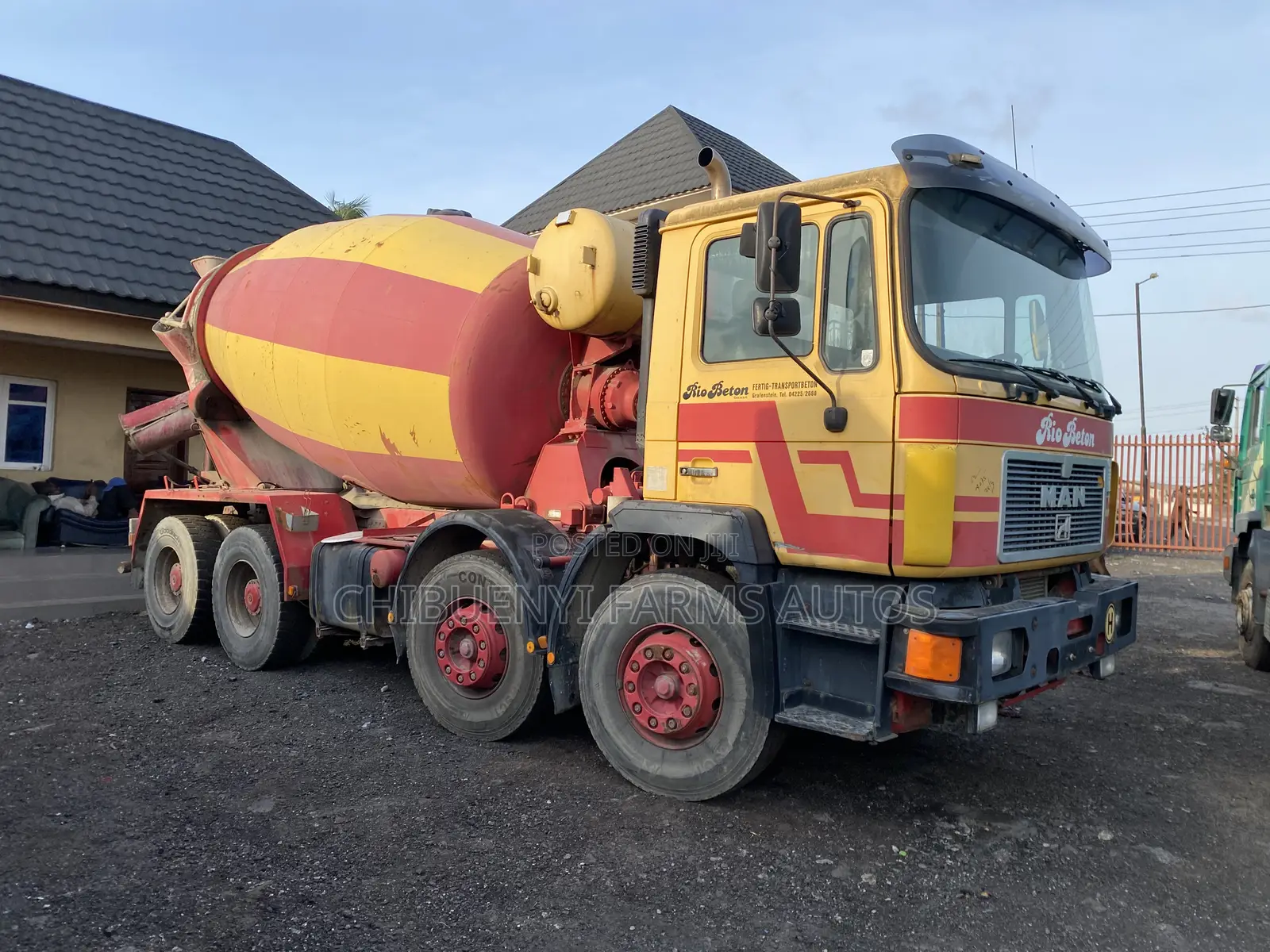 Concrete Mixer 12tyres (10 Cubic)