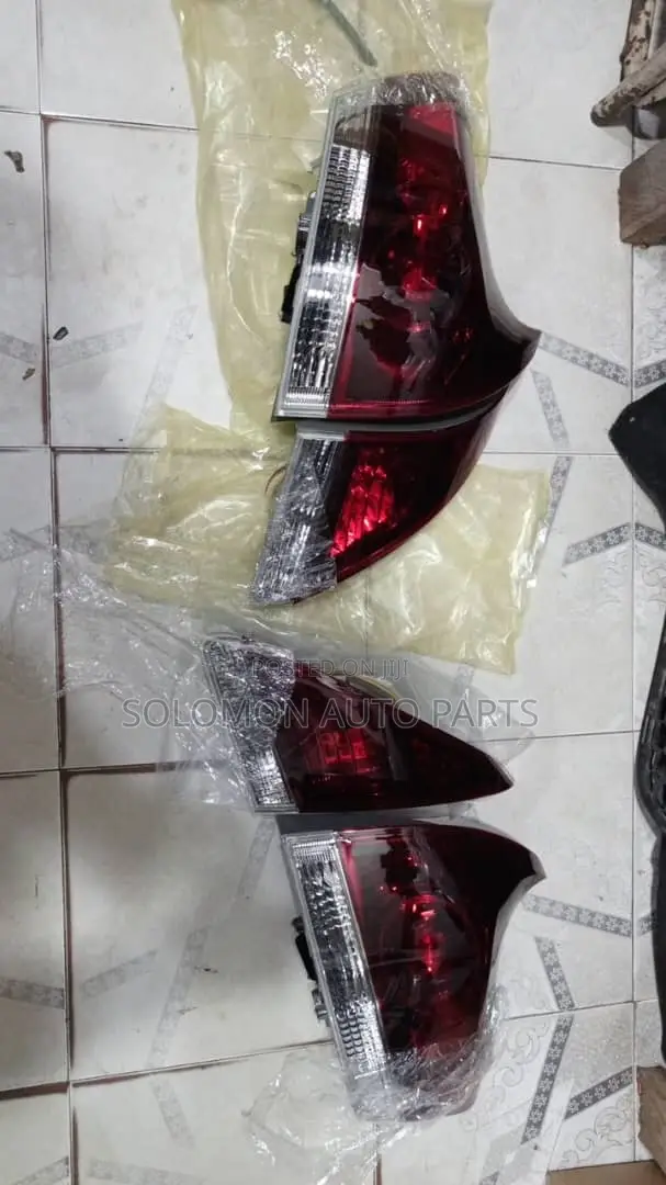 Venza 2015 Complete Back Light or Rearlight