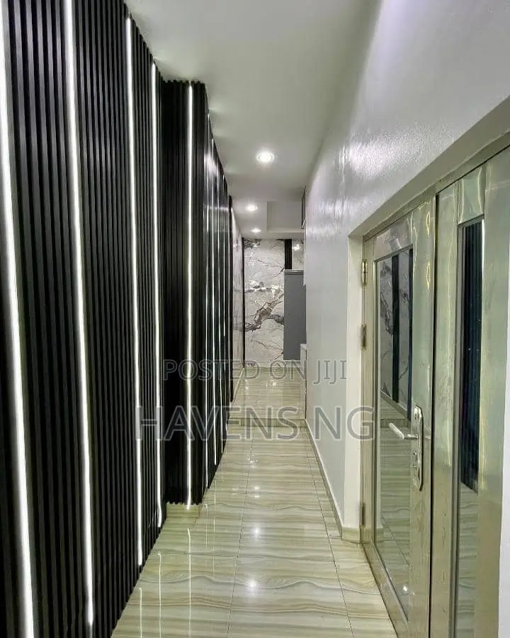 A Luxury 1-Bedroom Apartment