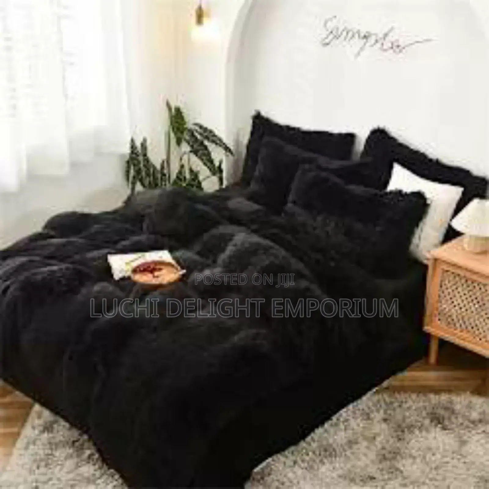Bedding Collection Fur Duvet - Bedsheet and 4 Pillow Cases