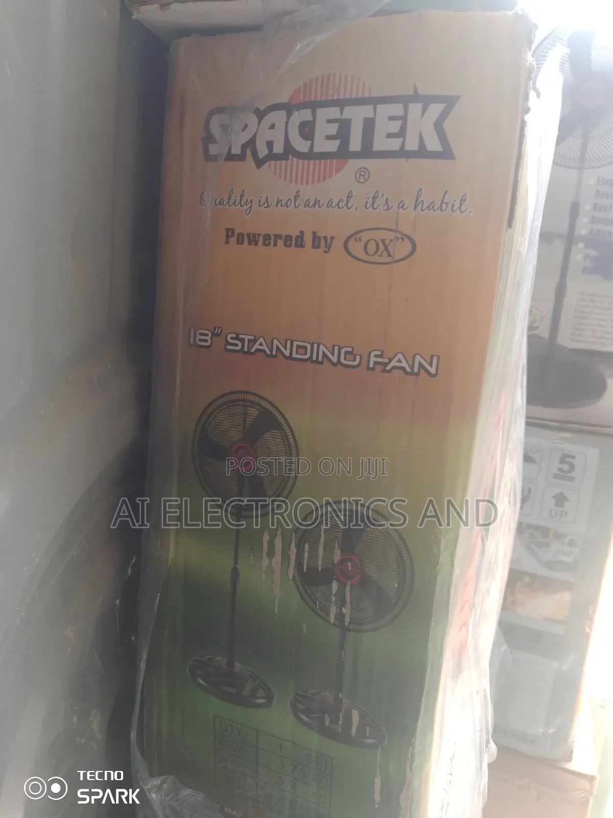 Spacetek Standing Fan 18inches 3blade