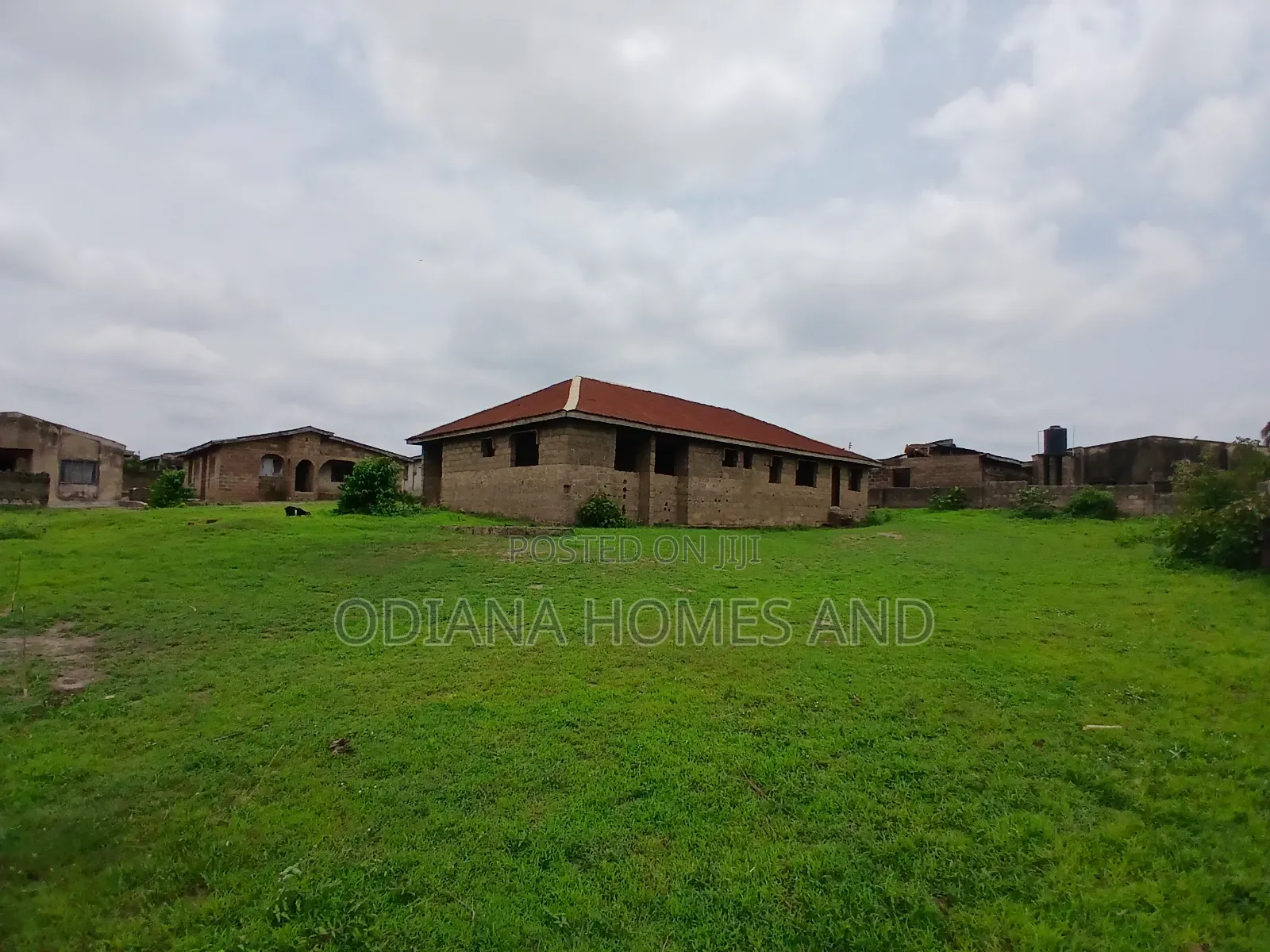 5bdrm Bungalow In Oki, Ibadan For Sale
