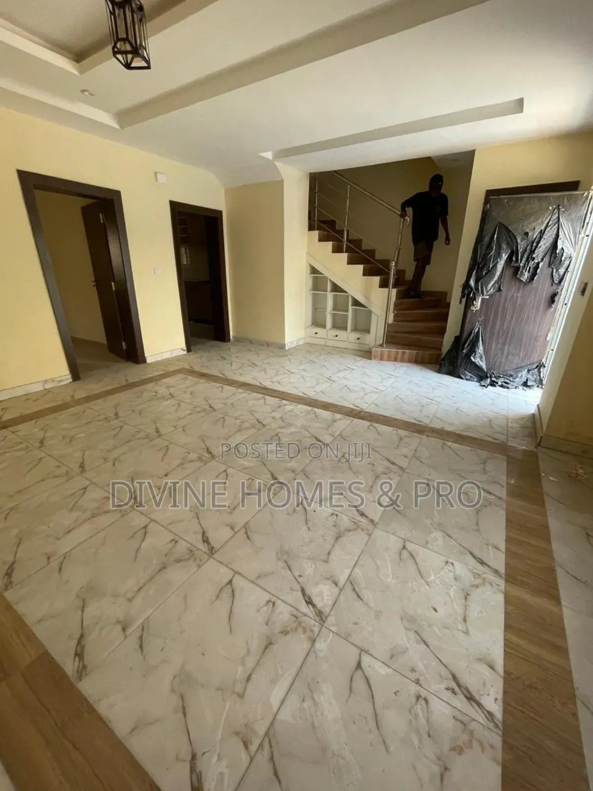 4bdrm Duplex in Life Camp for rent