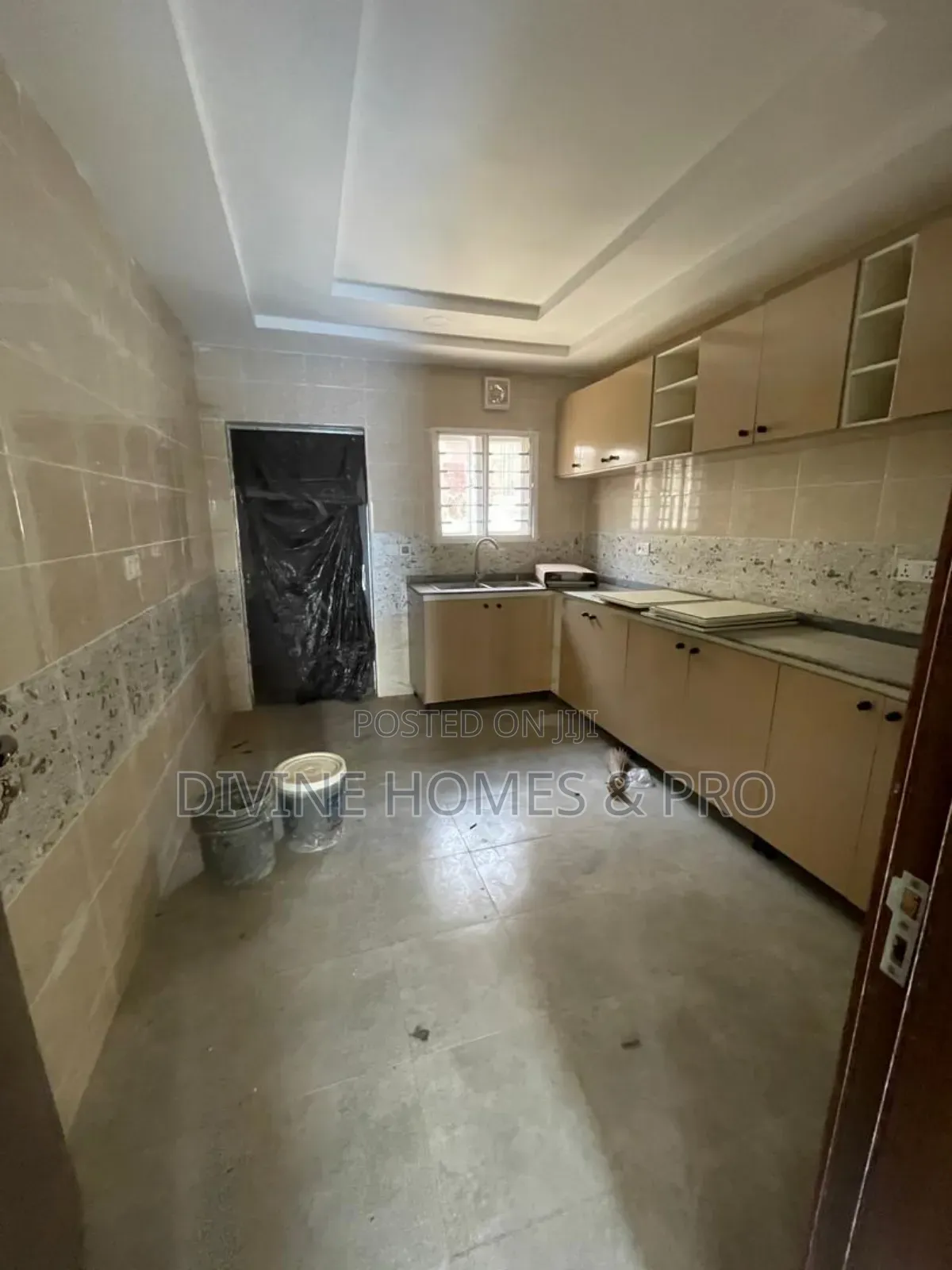 4bdrm Duplex in Life Camp for rent