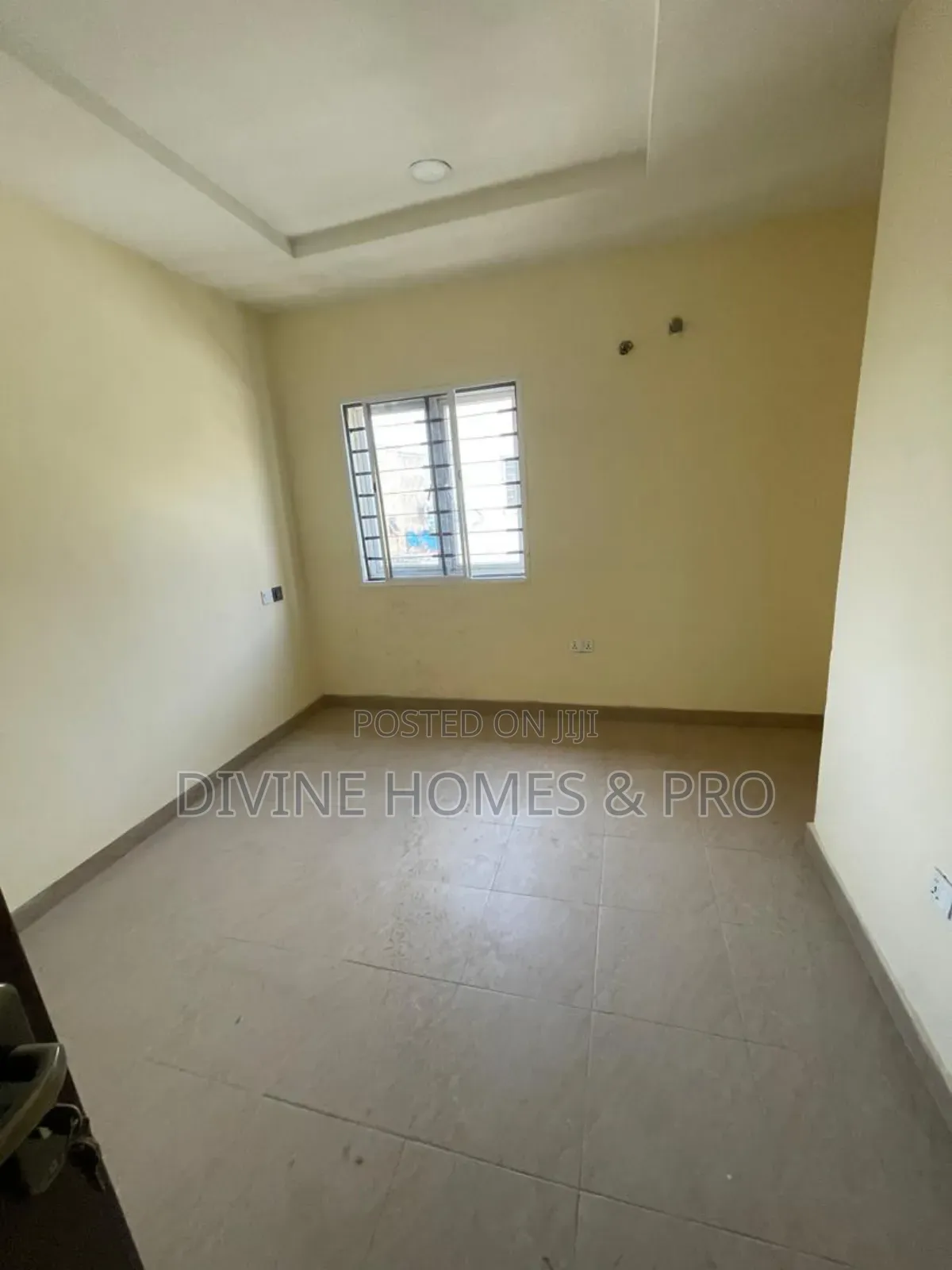 4bdrm Duplex in Life Camp for rent