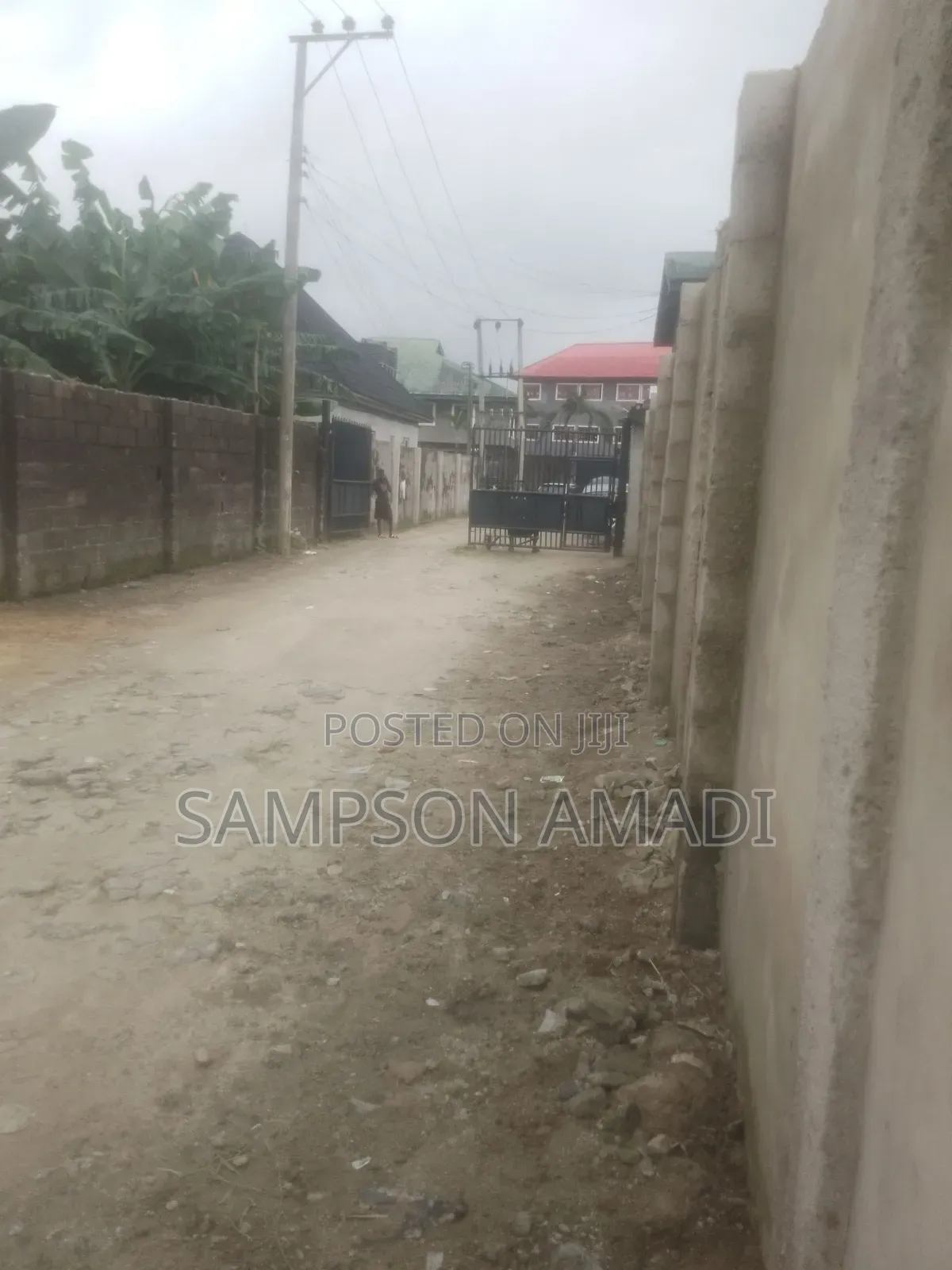 6bdrm Block of Flats in Eliozu for sale