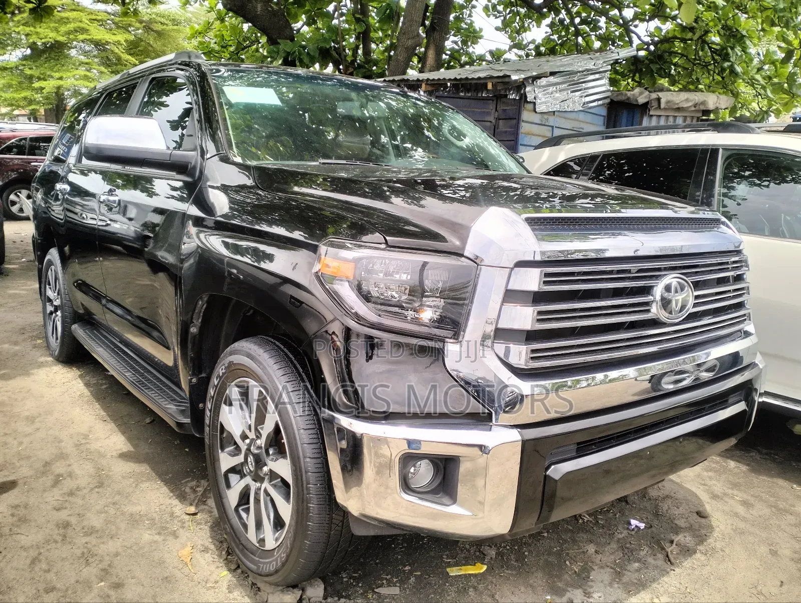Toyota Sequoia Platinum 4x4 2018 Black