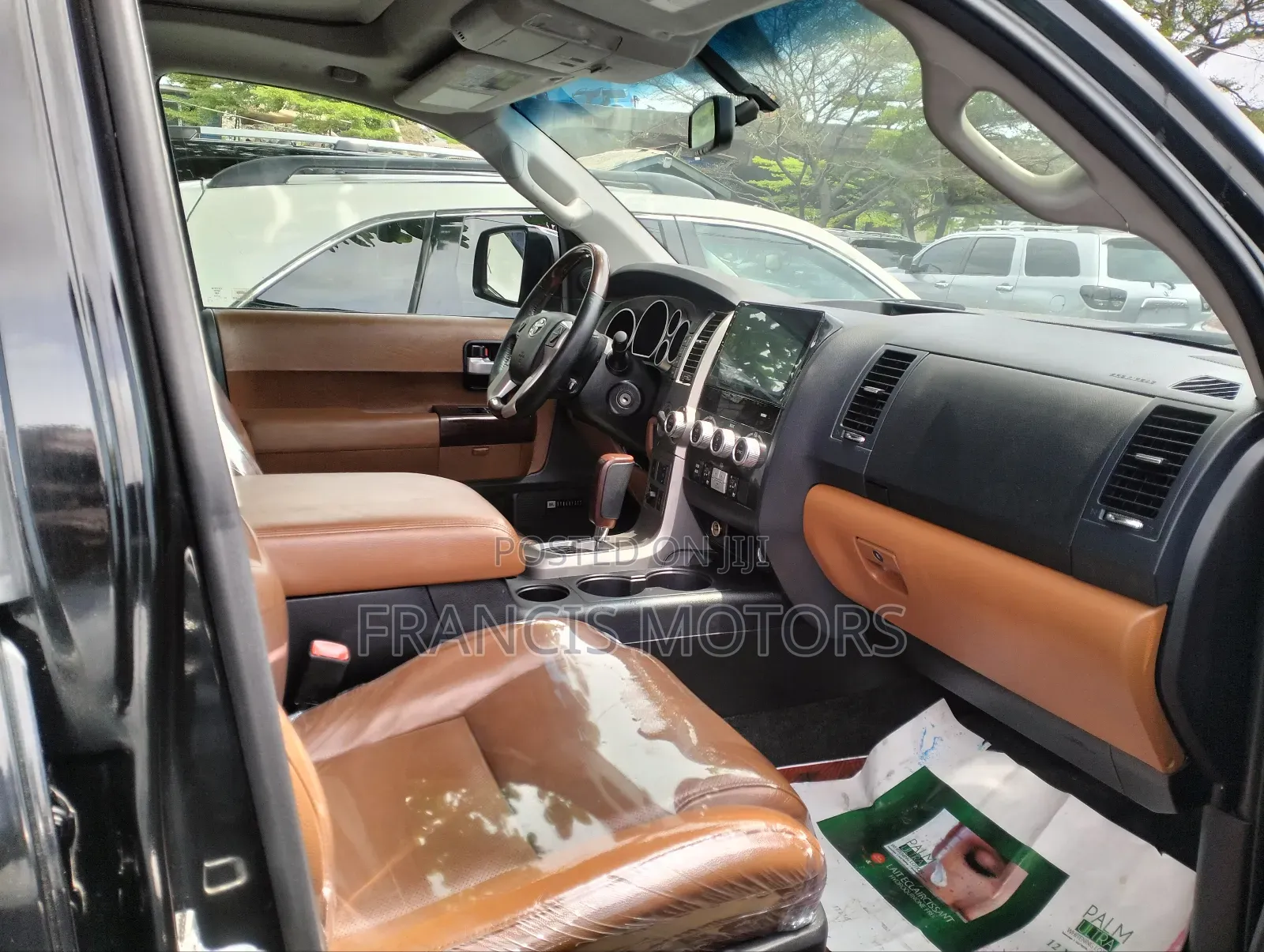 Toyota Sequoia Platinum 4x4 2018 Black