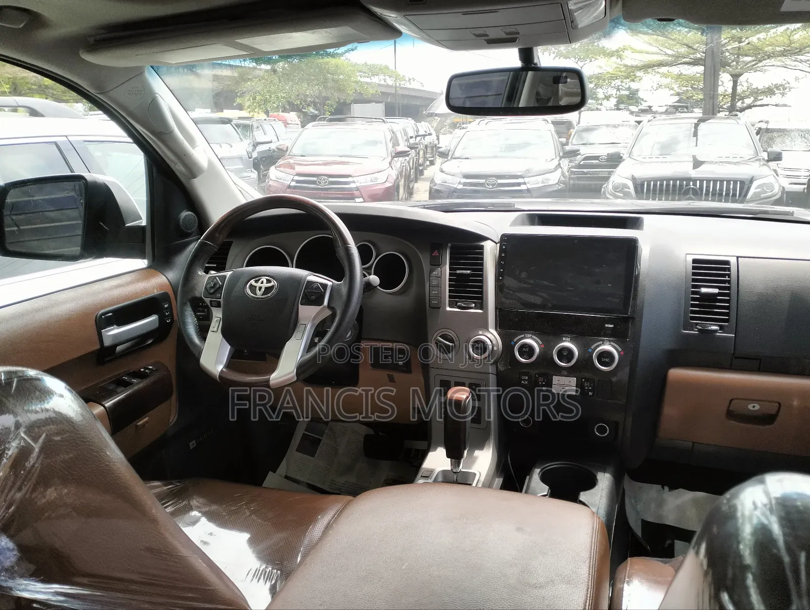 Toyota Sequoia Platinum 4x4 2018 Black
