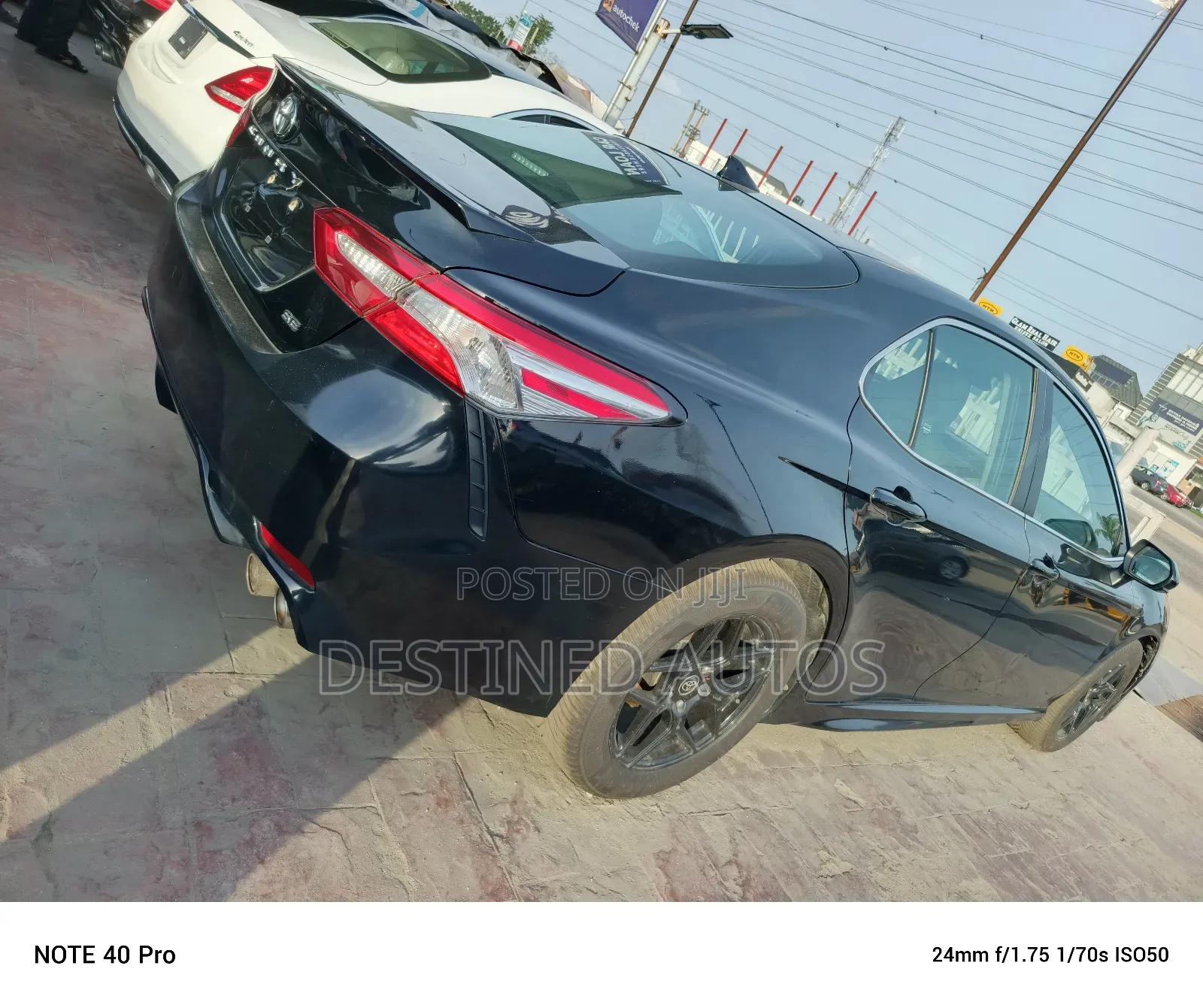 Toyota Camry SE FWD 2020 Black
