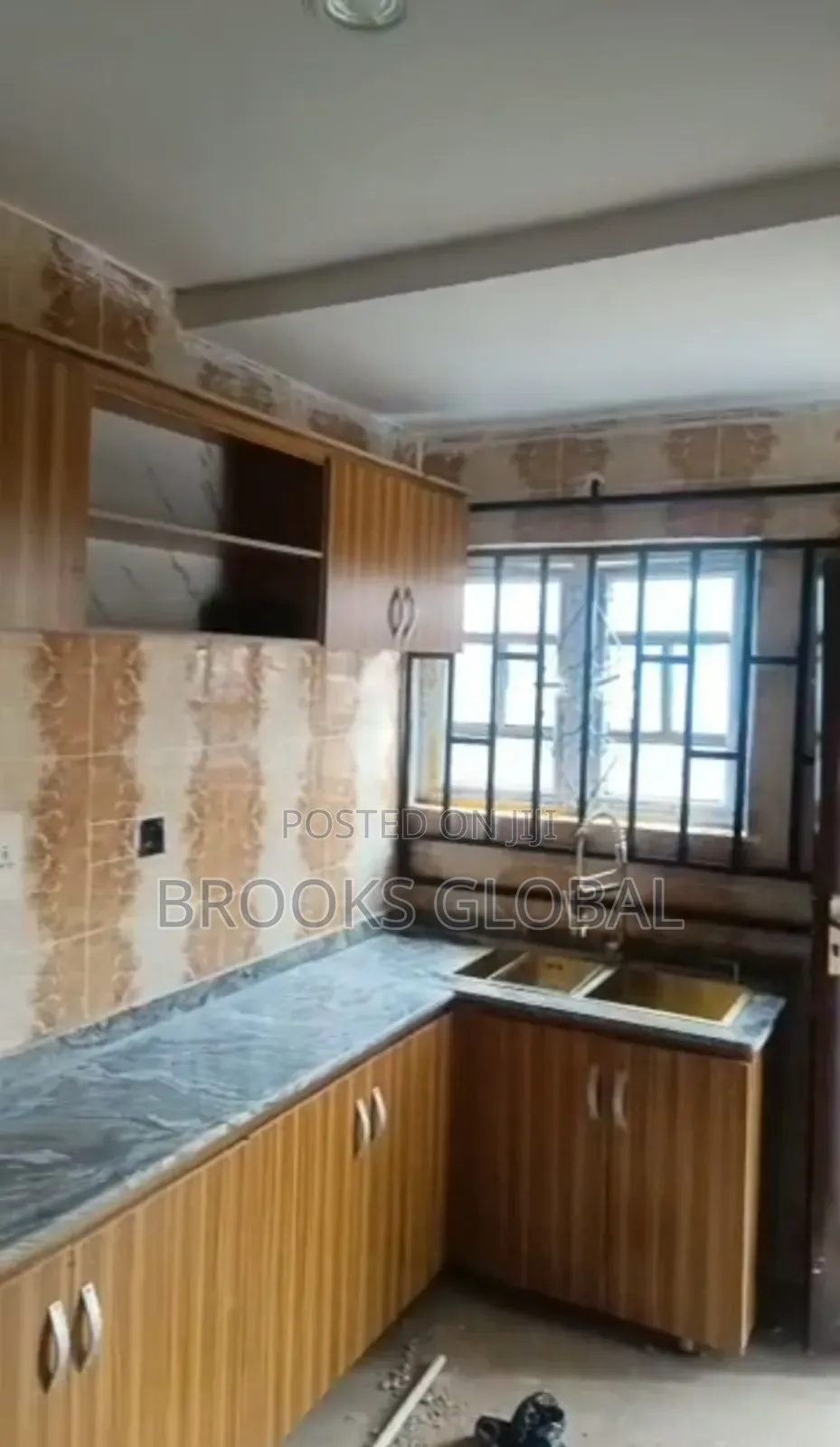 3bdrm Block of Flats in Benin City for rent