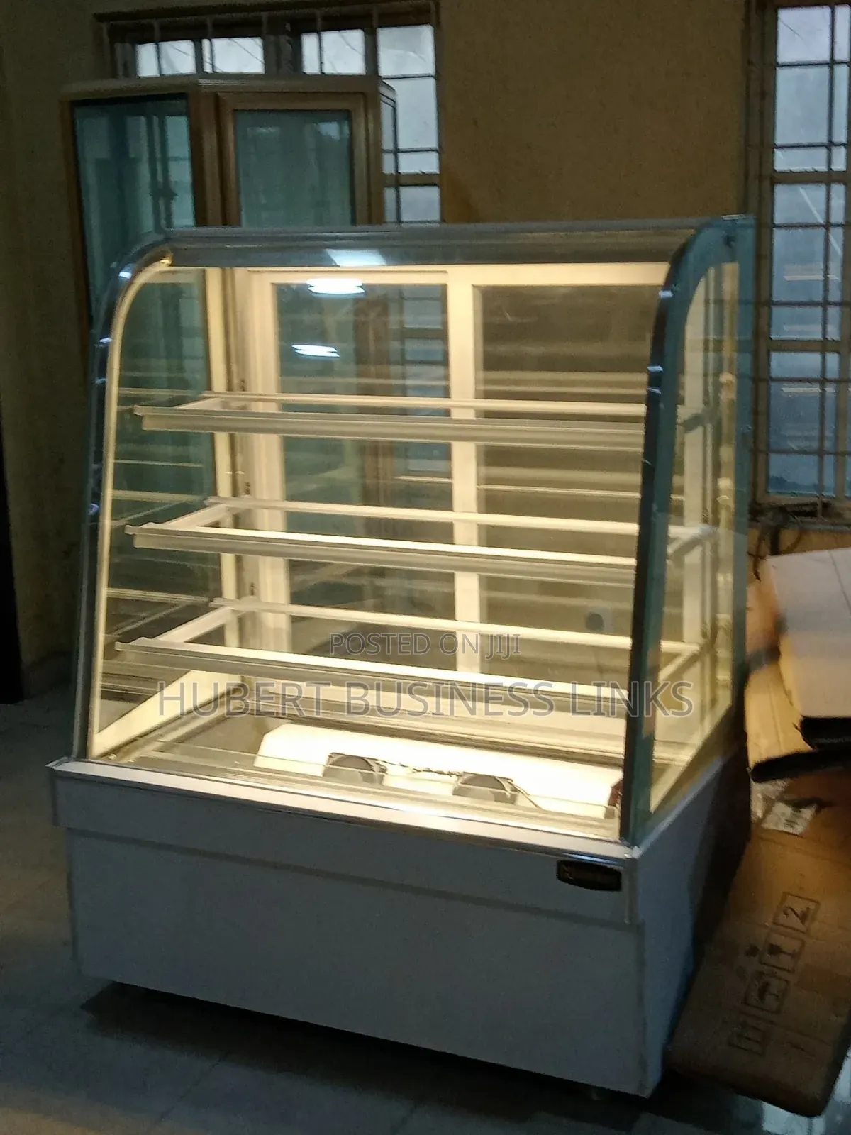 Industrial Cake Display Chiller