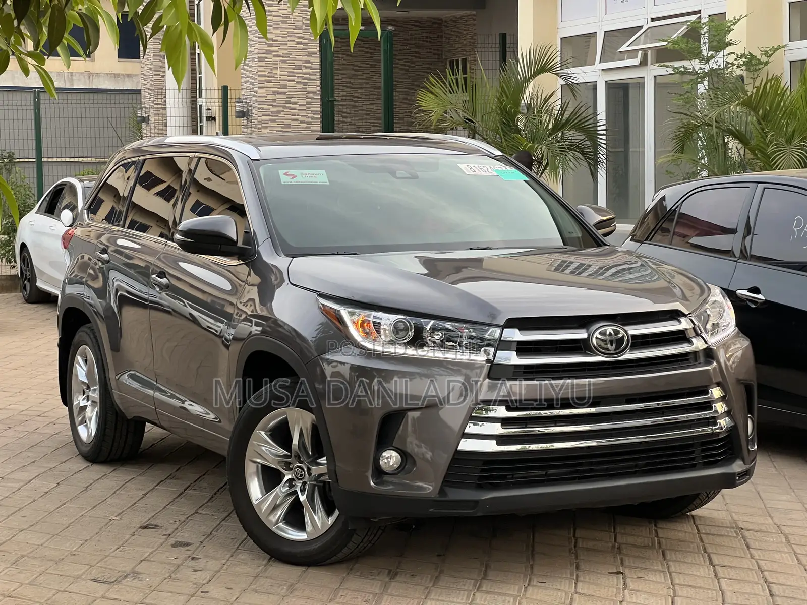Toyota Highlander Limited Platinum 4x4 V6 (3.5L 6cyl 8A) 2017 Gray