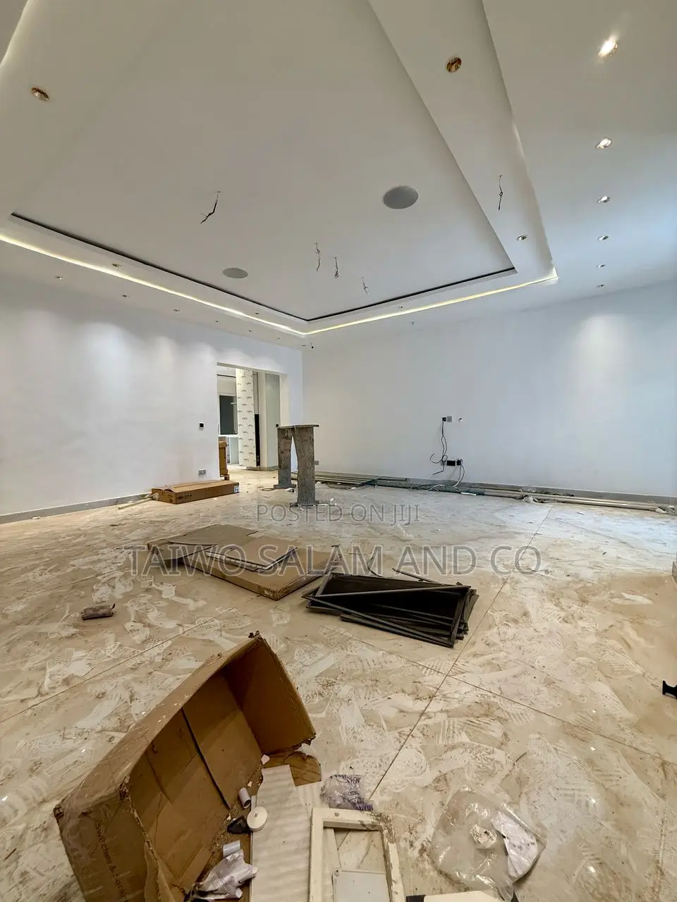 5bdrm Duplex in Akobo for sale