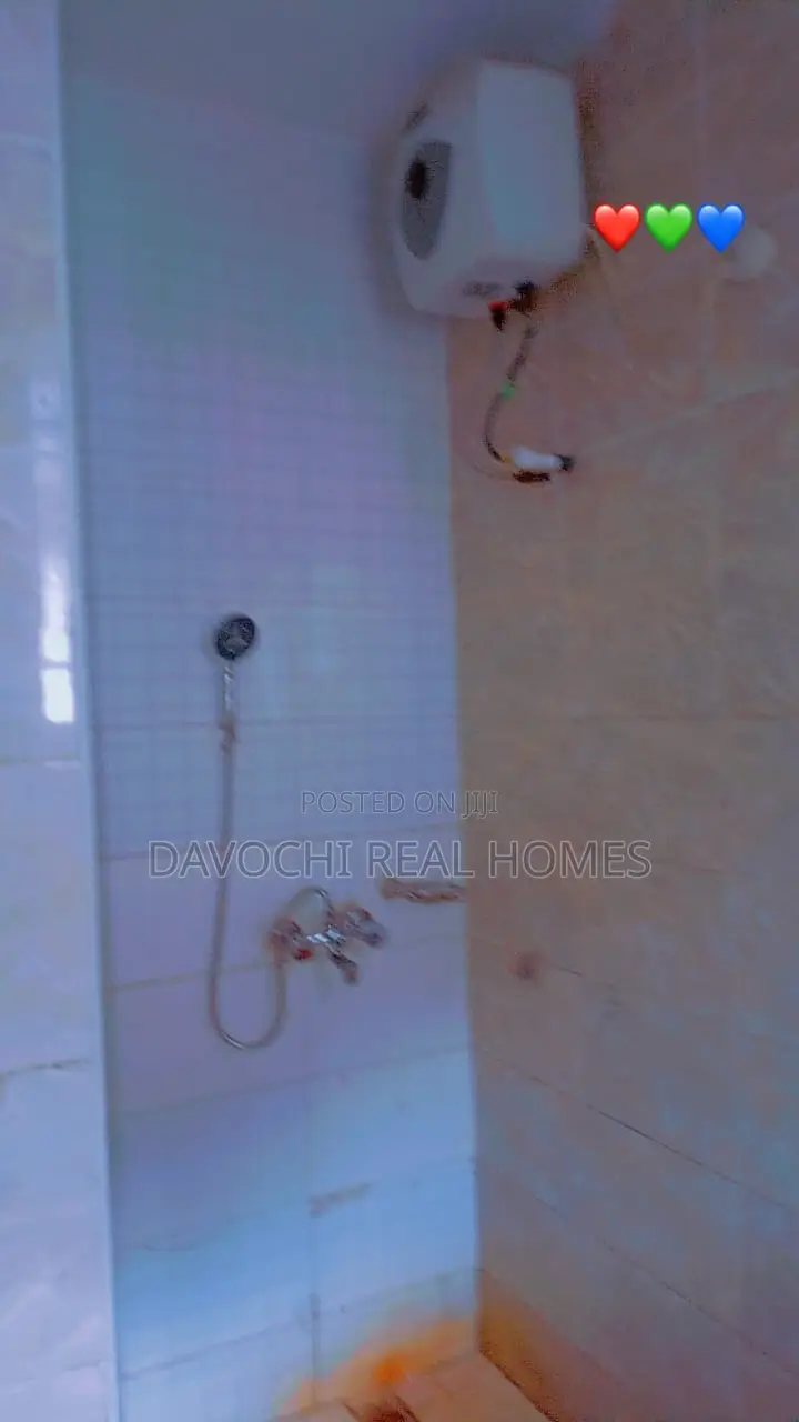 3bdrm Duplex in Peninsula Estate, for rent