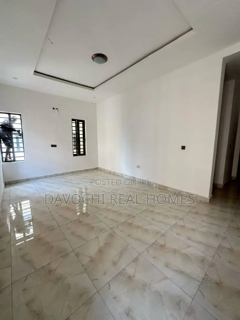 4bdrm Duplex in Ikota, Lekki for rent