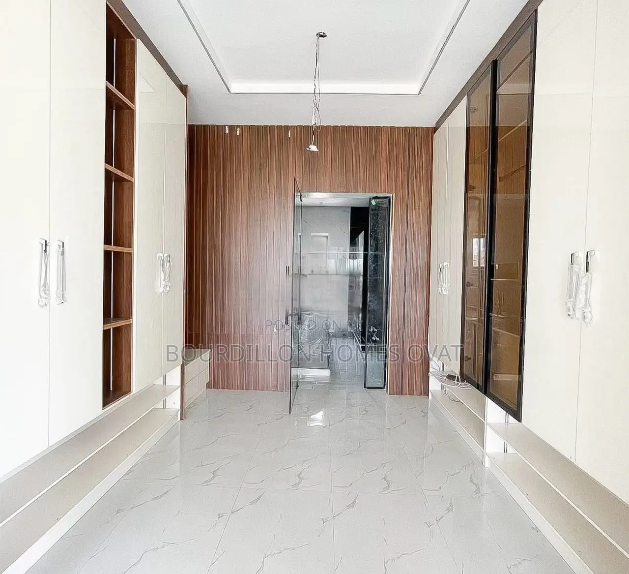 5bdrm Duplex in Lekki for sale